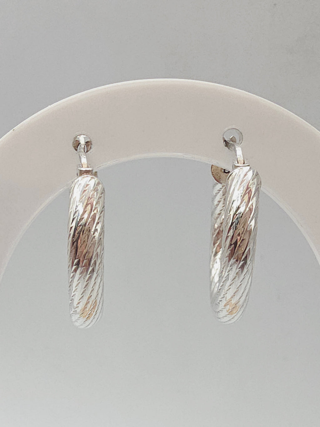 DYADEMA 925 Sterling Silver Diamond-Cut Hoop Earrings Italy Hinged