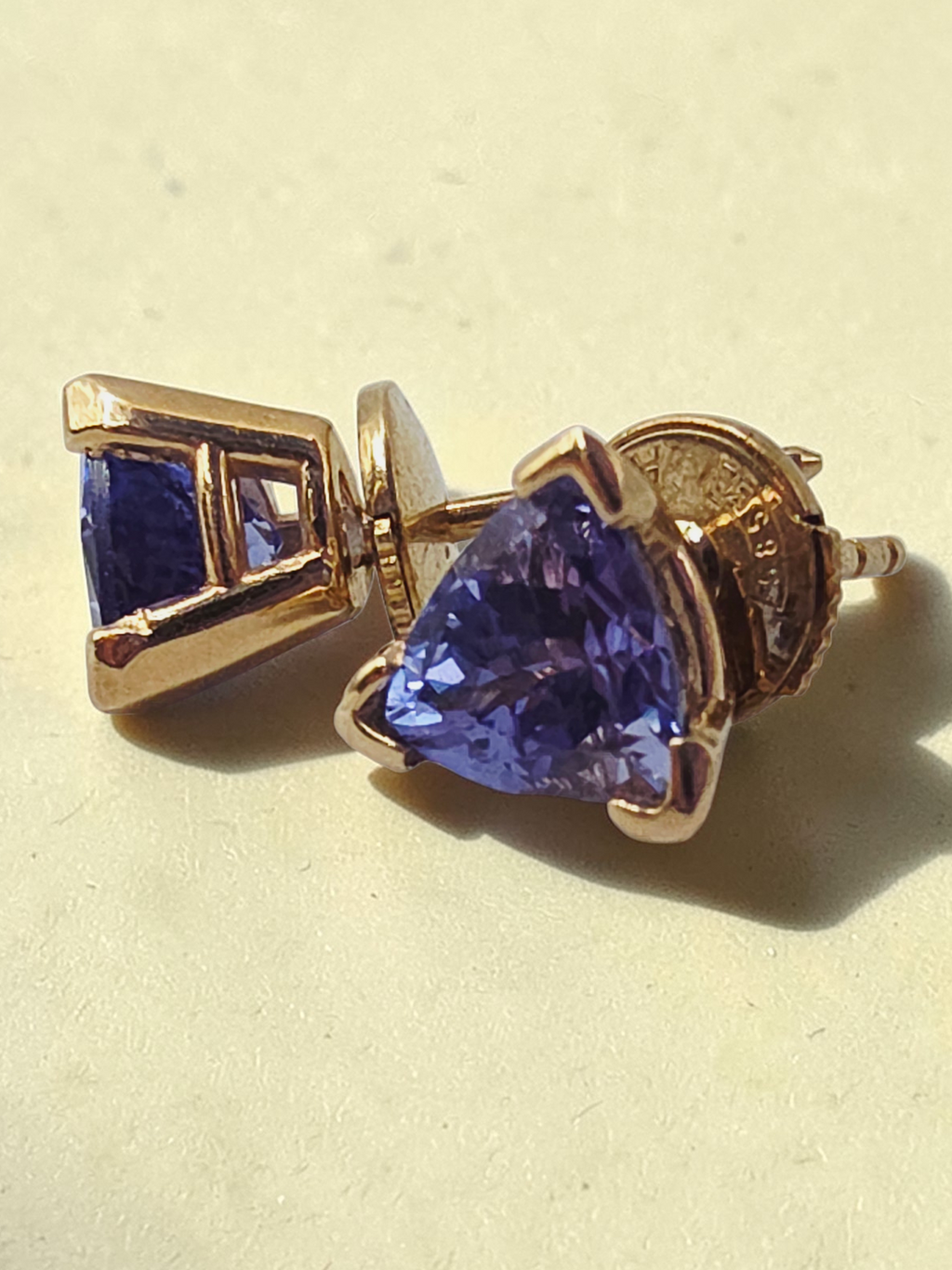 Solid 14K Gold Stud Earrings with Trillion-Cut Tanzanite - La Pousette Backs