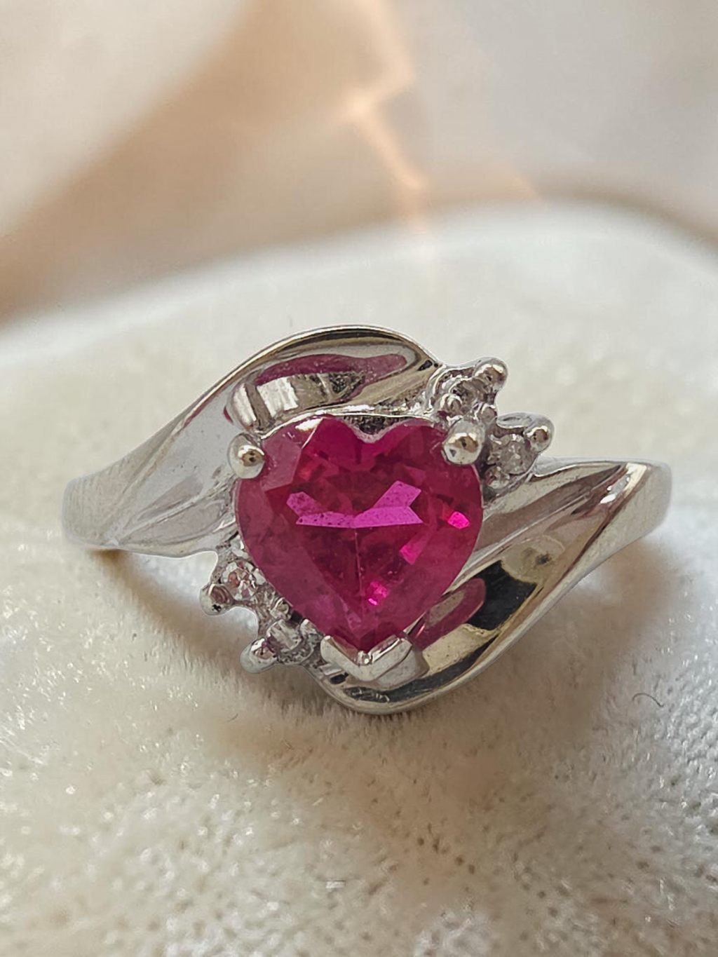 Solid 10K White Gold Heart Ruby Ring with White Topaz Accents - Size 6.75