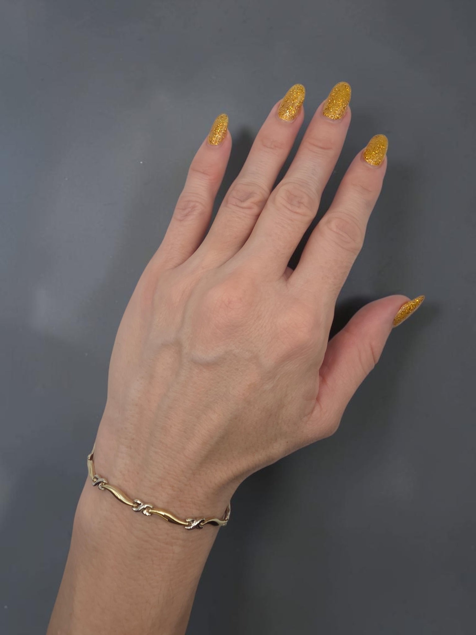 Solid 10K Two Tone Gold Criss Cross X Link Wave Station Bracelet 7.25 Inch