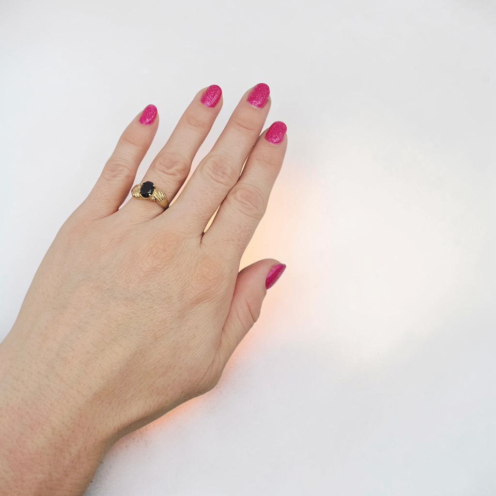 Solid 10K Yellow Gold Ring with Oval-Cut Black Onyx & Diamond Accents – Size 6.5
