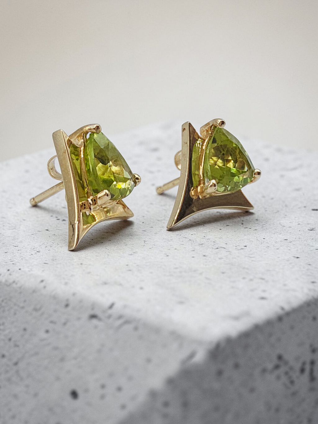 Solid 14K Yellow Gold Trillion Cut Peridot Stud Earrings
