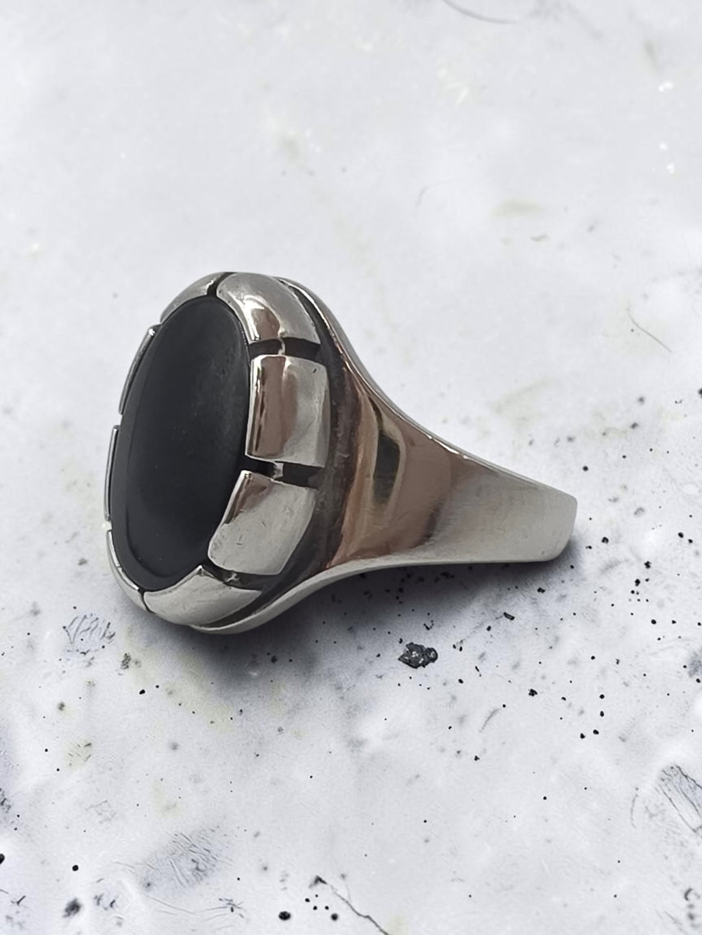RETIRED James Avery Oval Black Onyx Sterling Silver Ring - Size 7