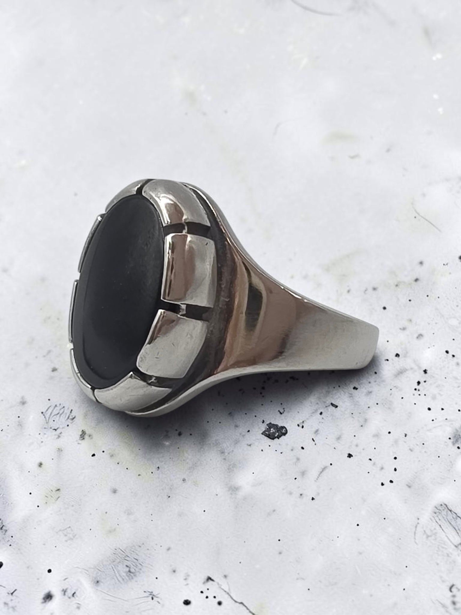 RETIRED James Avery Oval Black Onyx Sterling Silver Ring - Size 7