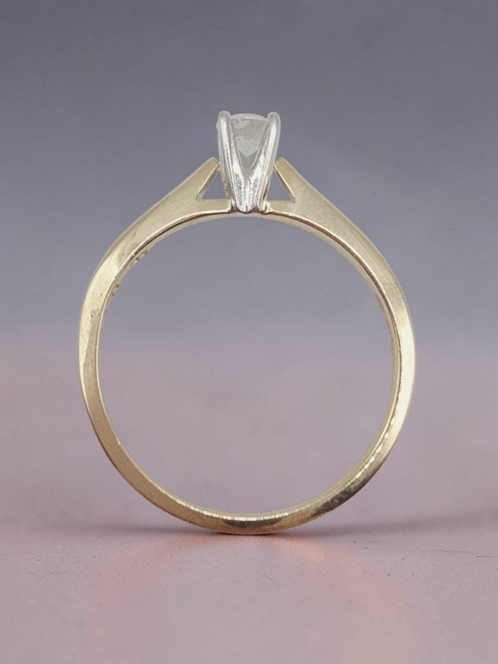 Solid 14K Gold .25 Carat Round Diamond Solitaire Engagement Ring - Size 7