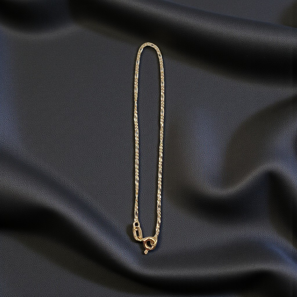 Solid 18K Yellow Gold Figaro Link Bracelet 7.25 Inches