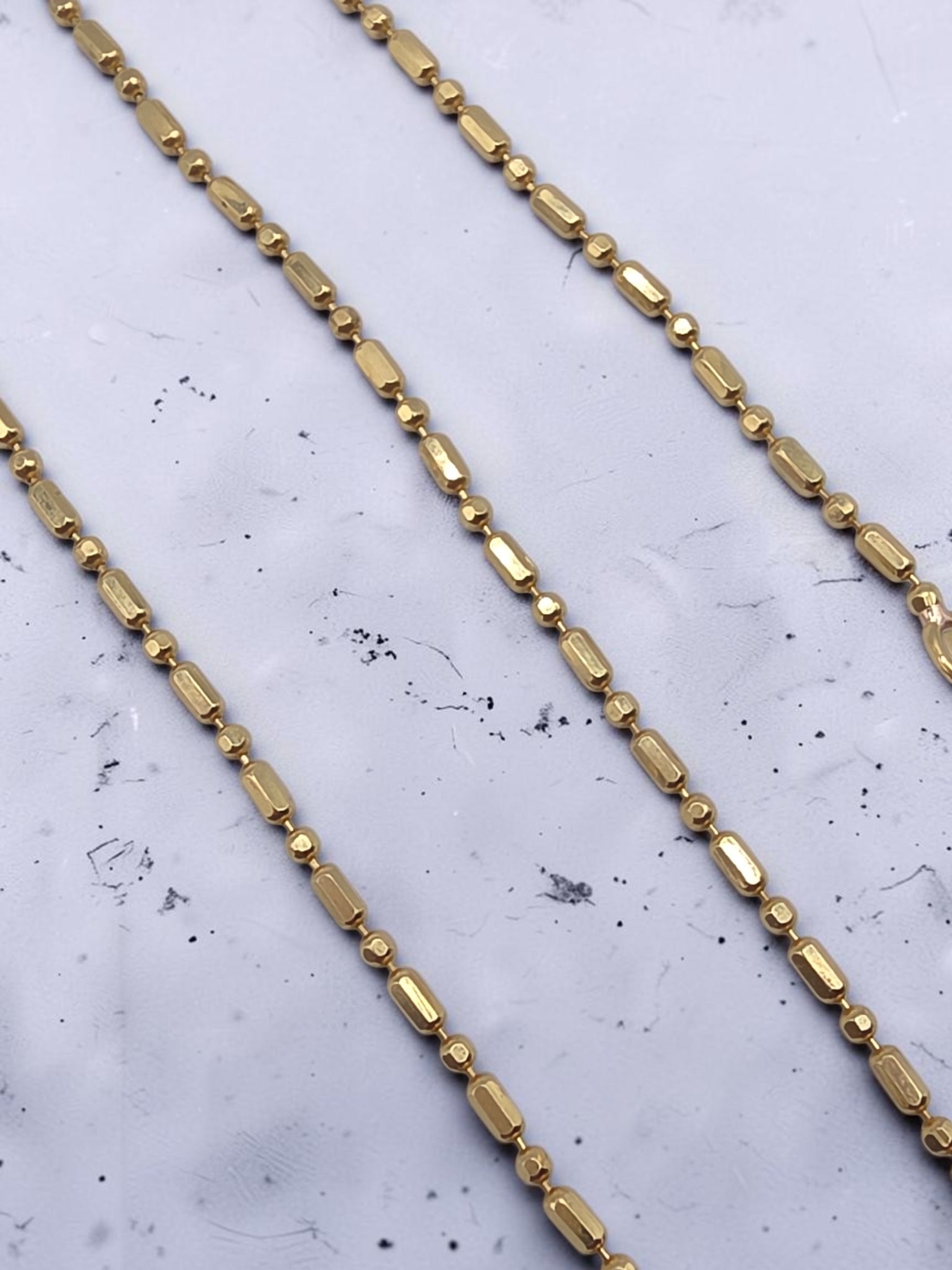 Vintage Balestra Solid 18K Gold Bar Bead 1.4mm Chain Necklace Italy - 16 Inch