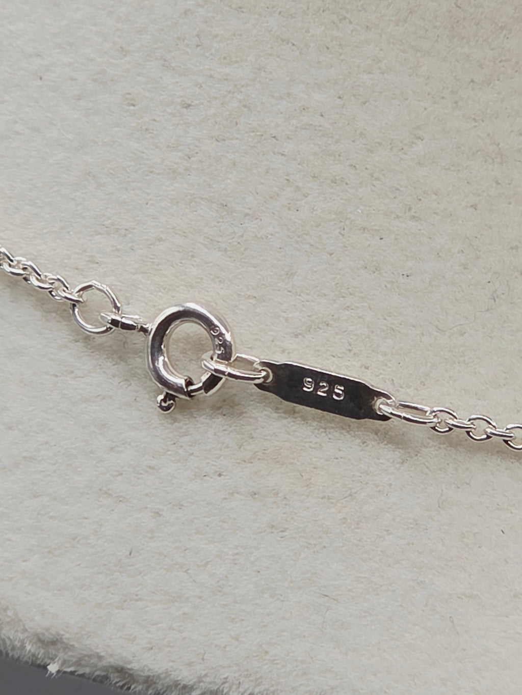 Tiffany & Co. 925 Sterling Silver Necklace with Bow Pendant 20 Inches