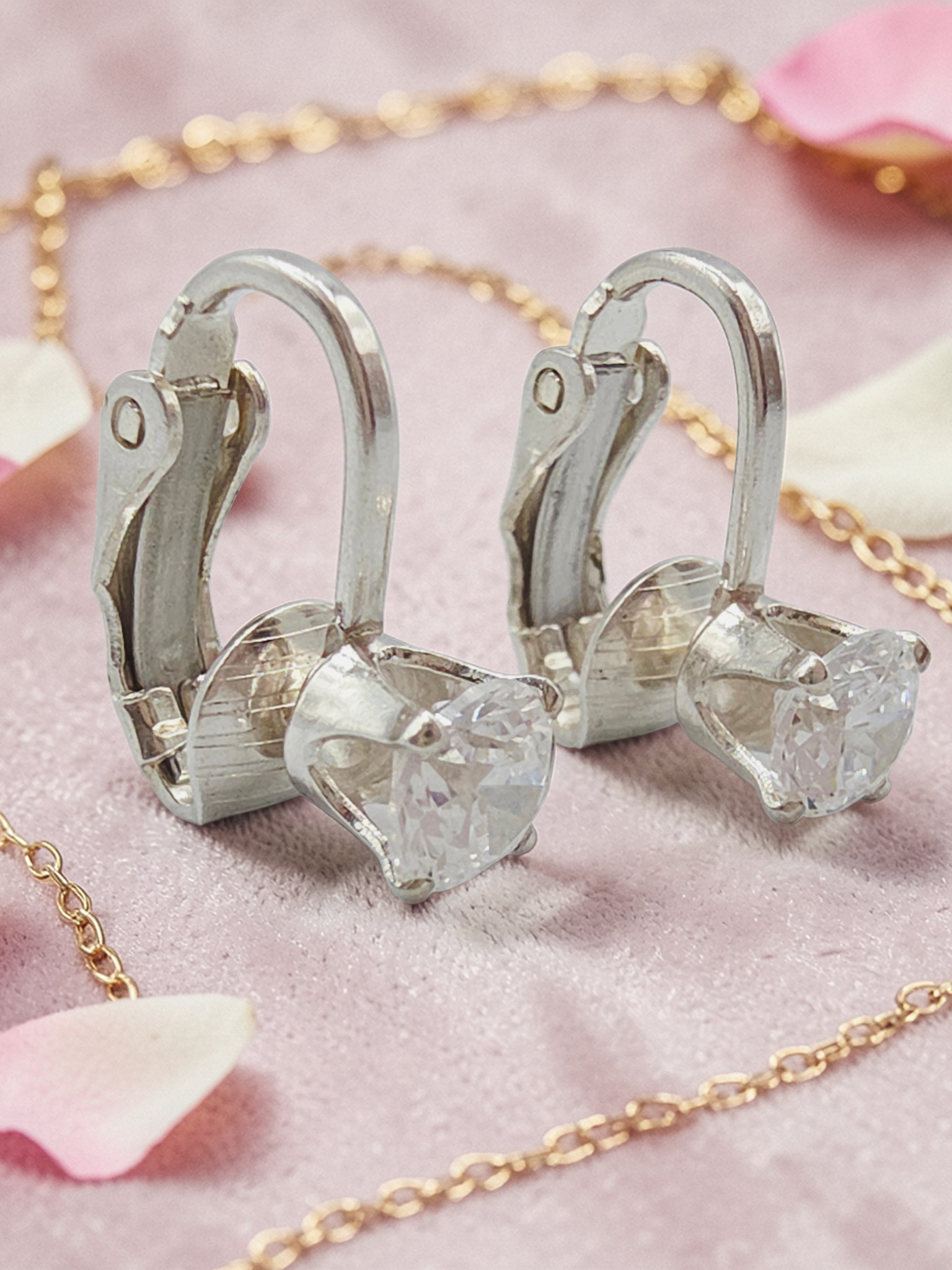 925 Sterling Silver Leverback Earrings with Round Cubic Zirconia