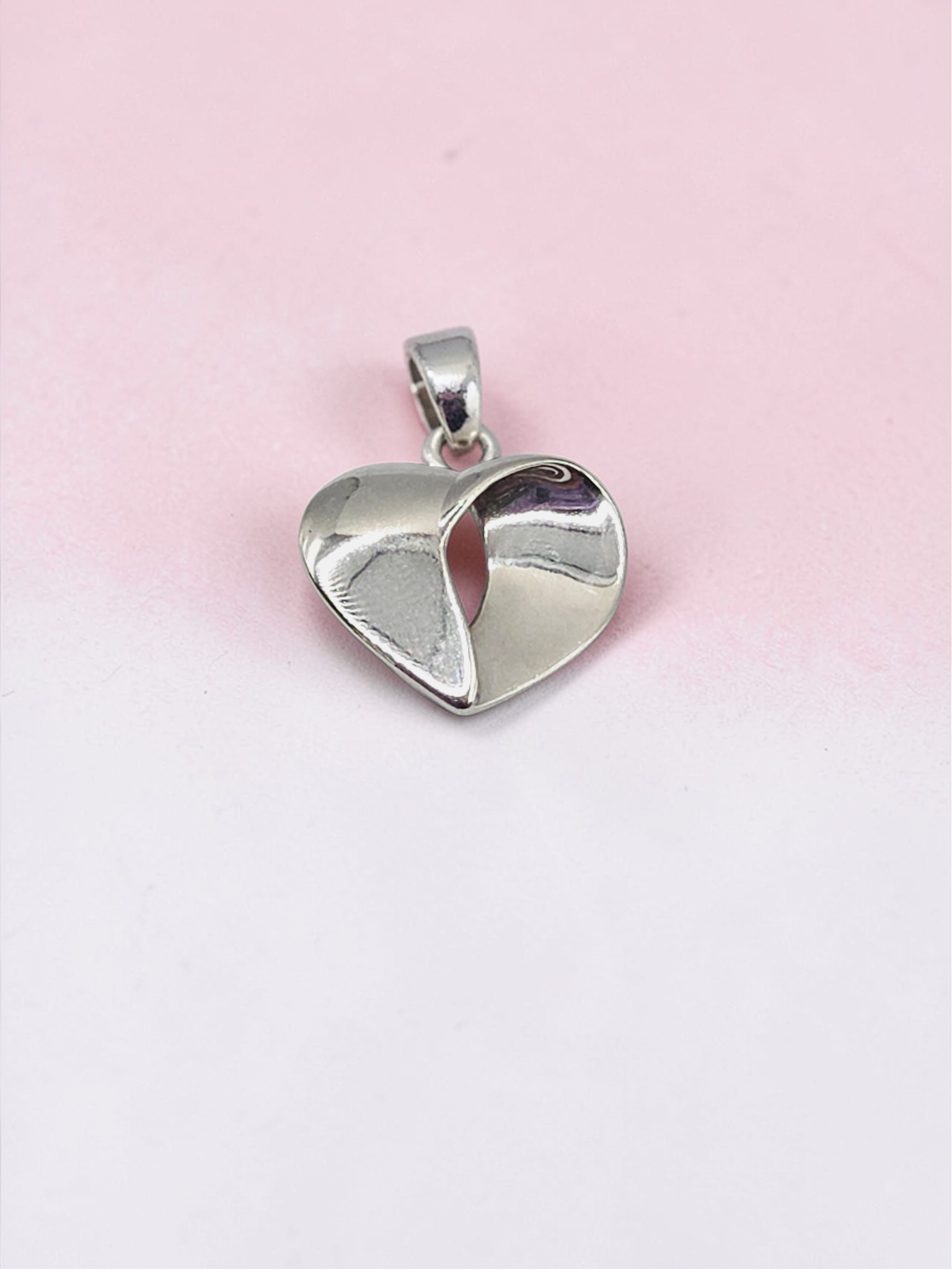 RETIRED James Avery Folded Open Heart Sterling Silver Necklace Pendant HTF