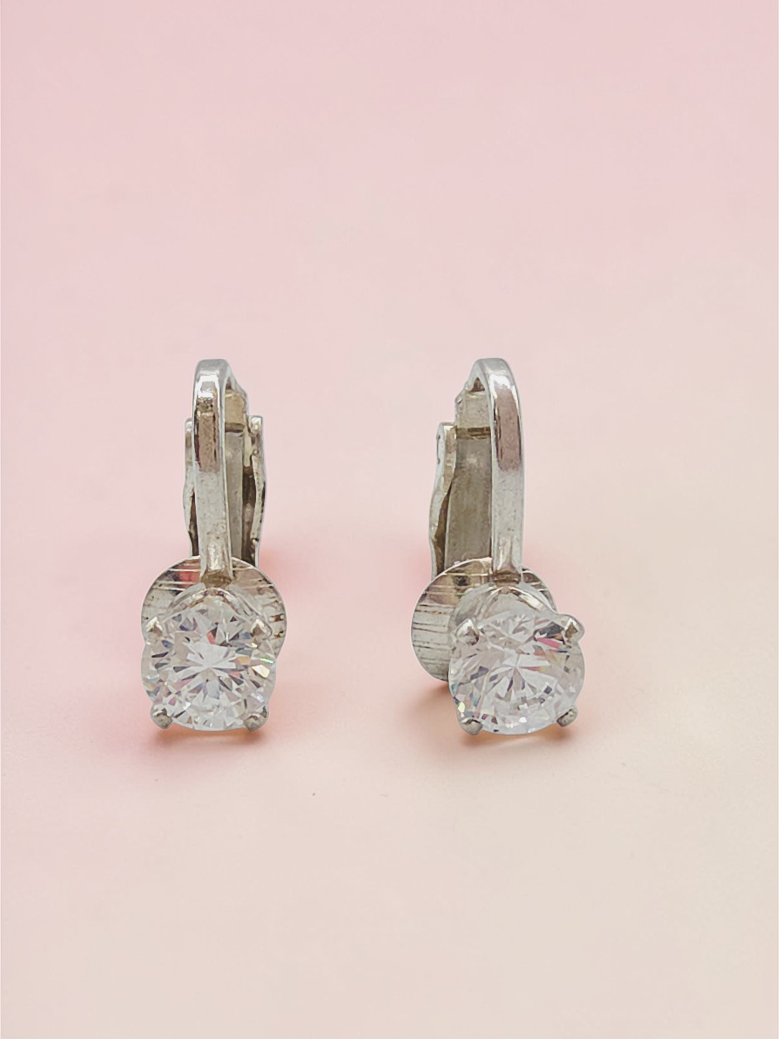 925 Sterling Silver Leverback Earrings with Round Cubic Zirconia