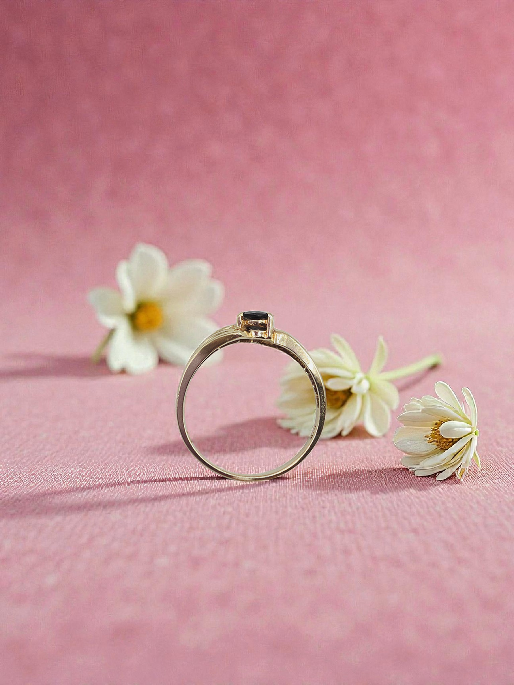 Solid 10K Yellow Gold Ring with Natural Blue Sapphire – Size 8