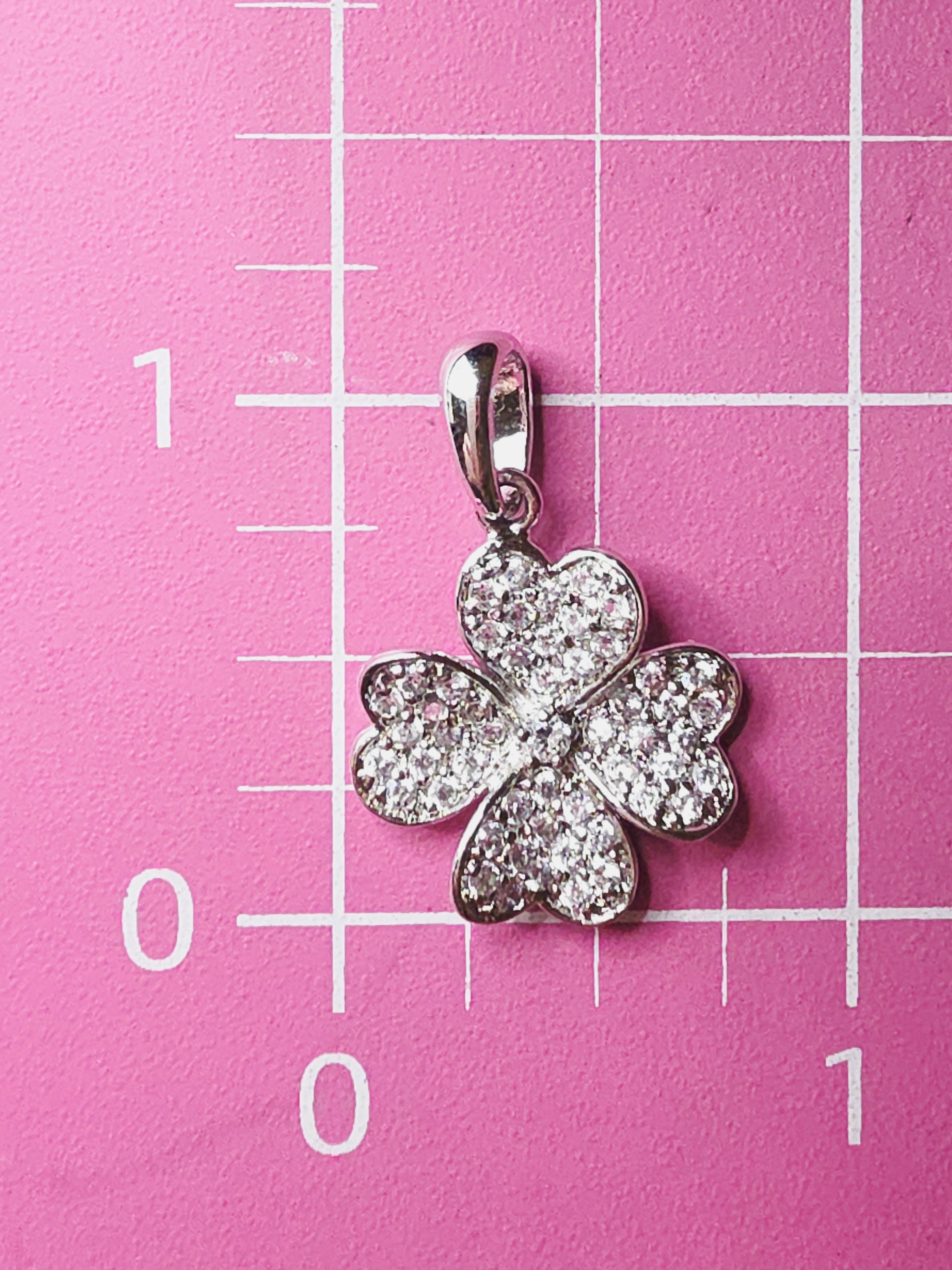 925 Sterling Silver Four Leaf Heart Clover CZ Necklace Pendant