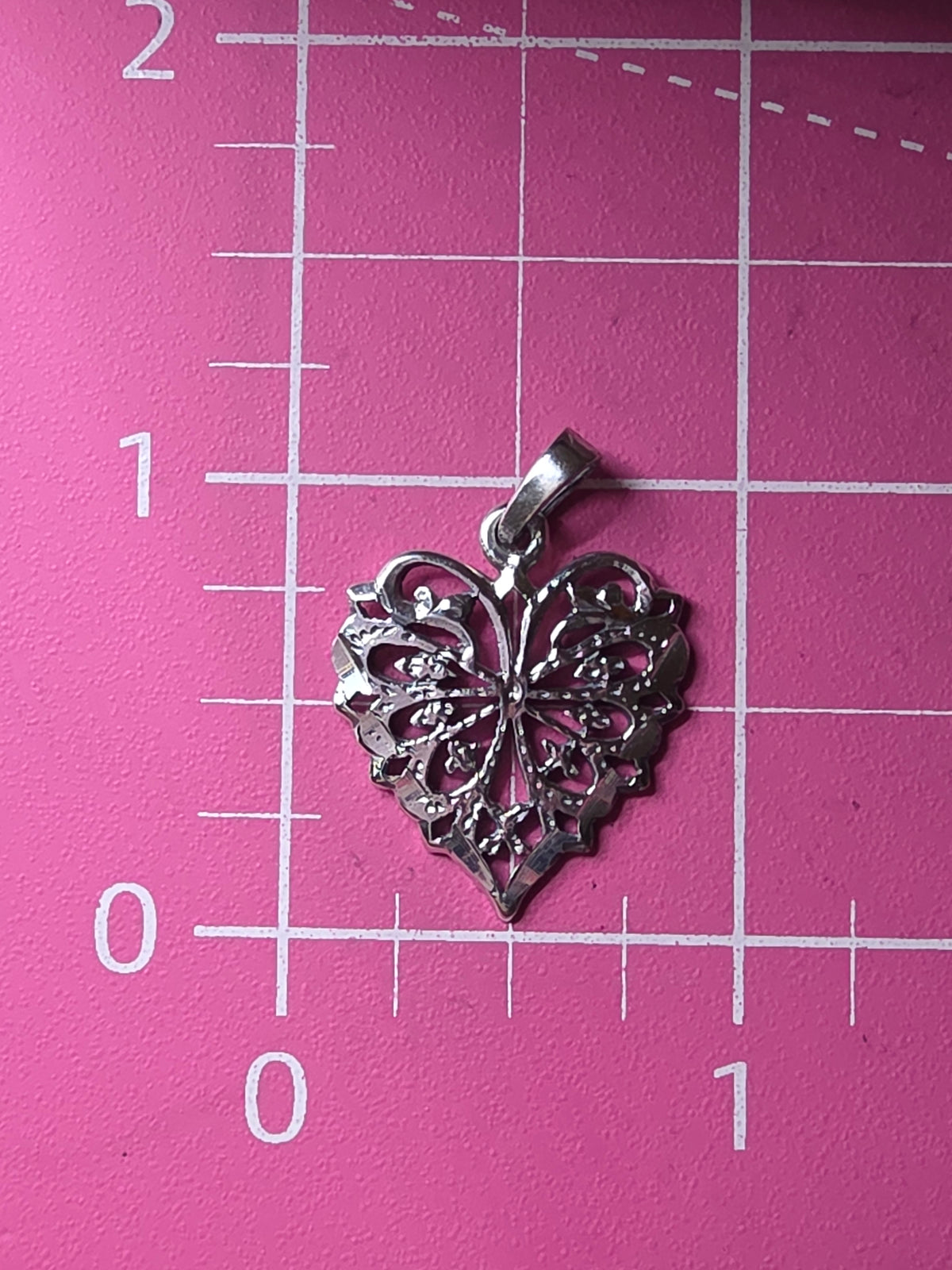 925 Sterling Silver Openwork Filigree Heart Necklace Pendant