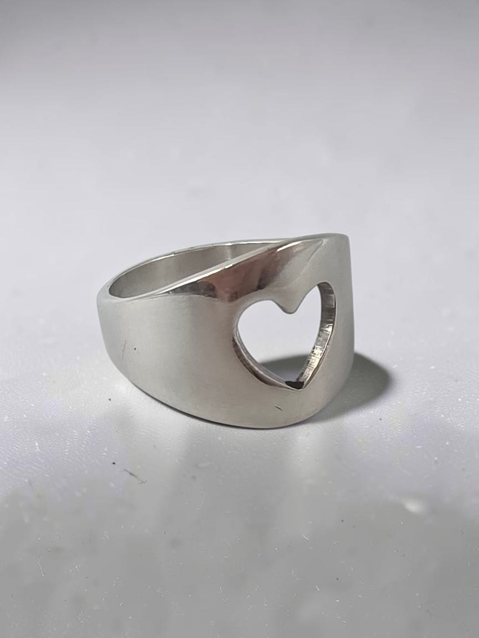 RETIRED James Avery Sterling Silver Open Heart Cutout Wide Band Ring Size 5.5