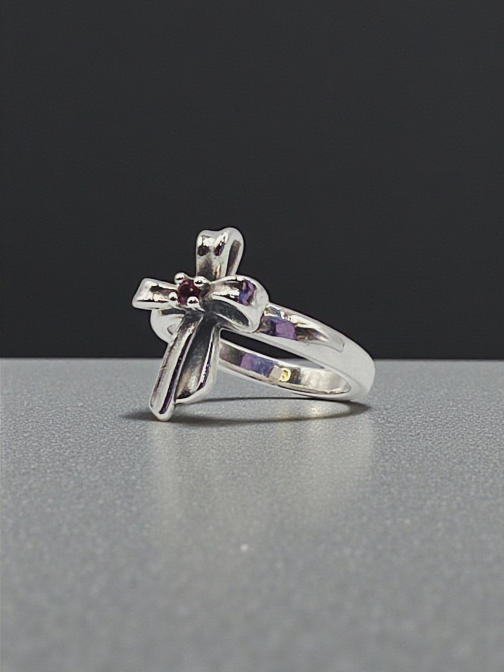 RETIRED James Avery 925 Sterling Silver Ribbon Cross Ring with Ruby - Size 5