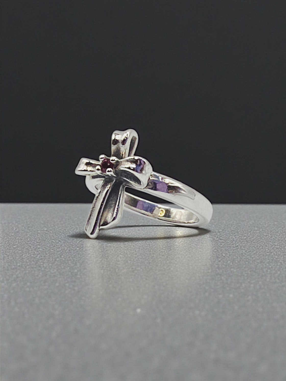 RETIRED James Avery 925 Sterling Silver Ribbon Cross Ring with Ruby - Size 5