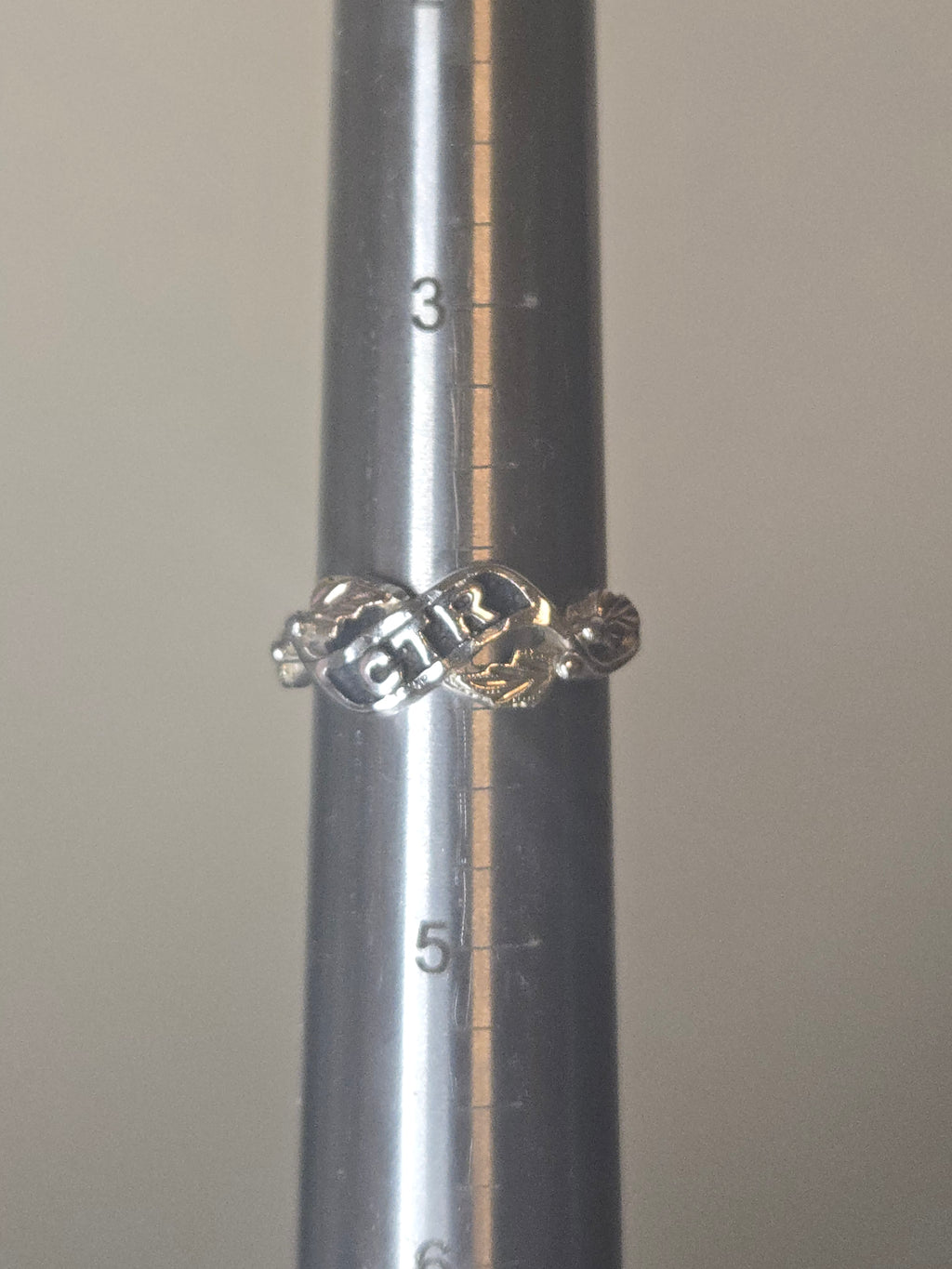 Black Hills Gold RGC 925 Sterling Silver CTR Ring 12K Leaf Accents Size 4