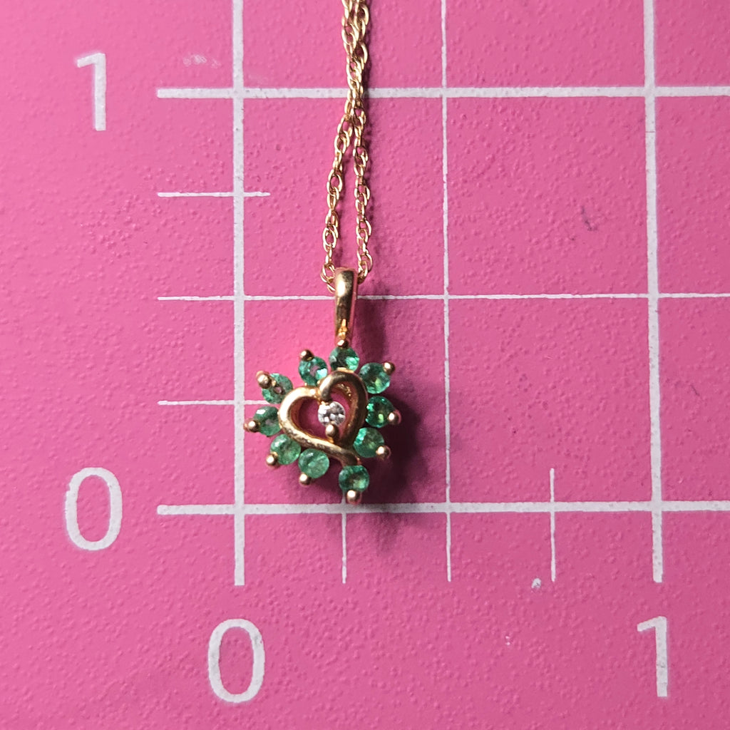 Solid 14K Yellow Gold Emerald & Diamond Heart Pendant Necklace 17.5"