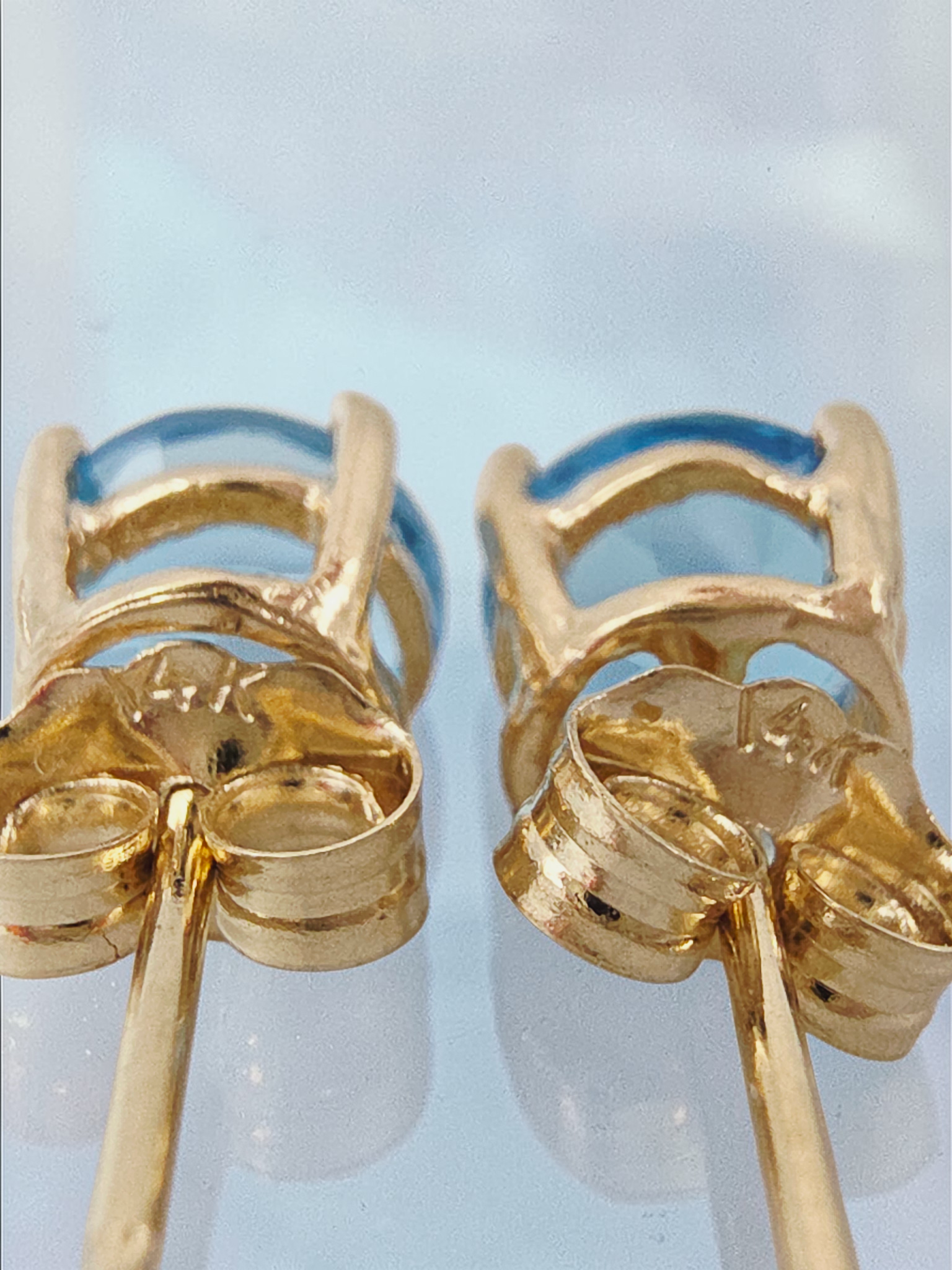 Solid 14K Yellow Gold Stud Earrings with Round-Cut Blue Topaz