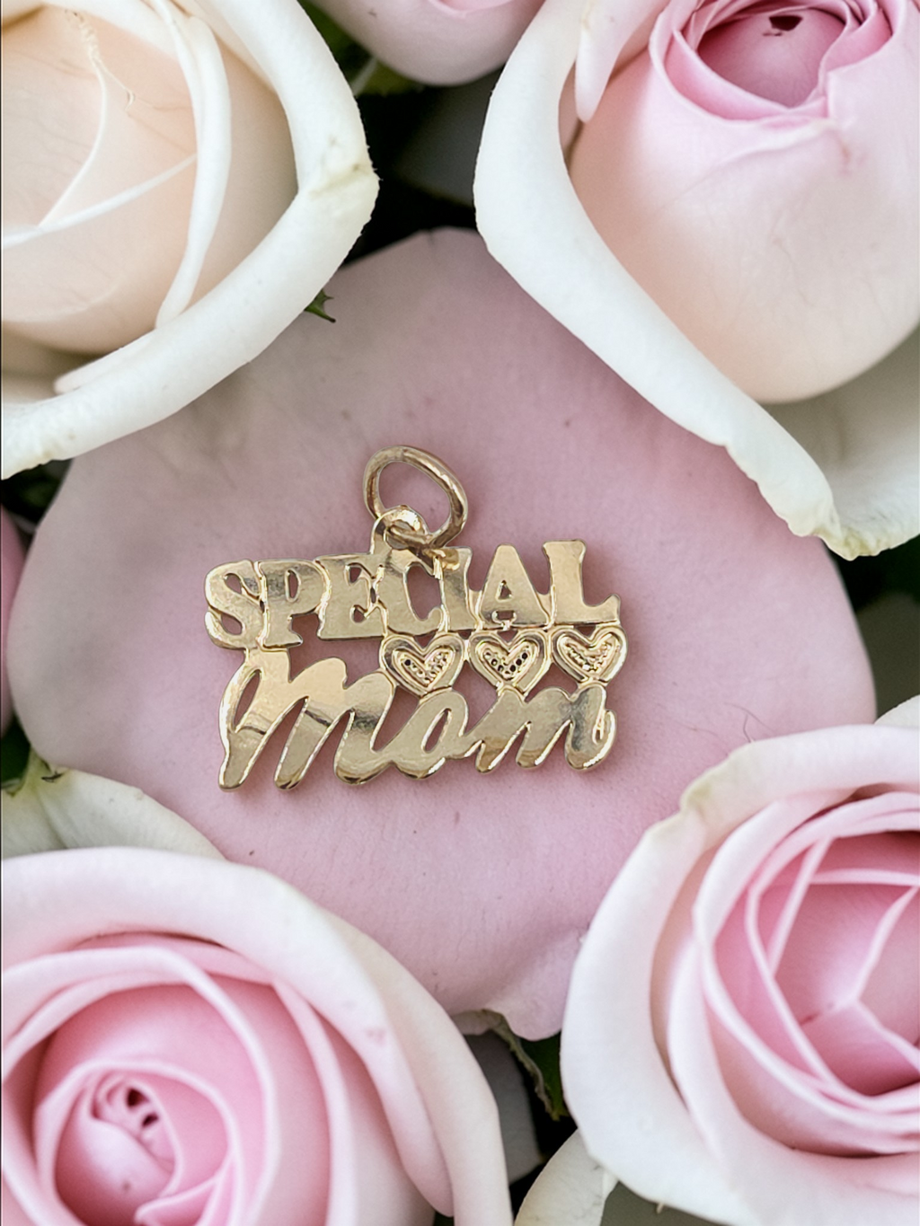 Solid 14K Yellow Gold Special Mom Necklace Pendant Charm with Hearts