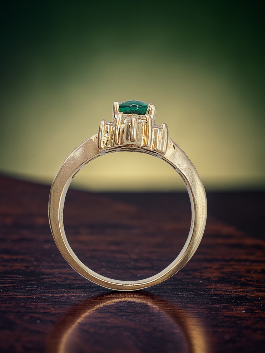 Solid 14K Gold Ring with Oval Lab-Created Emerald & Diamonds – Sz 5.25