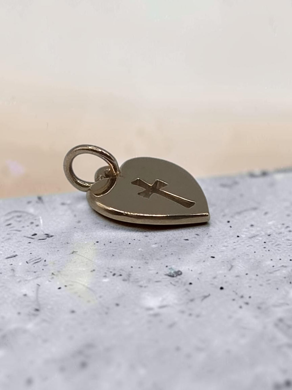 James Avery Solid 14K Yellow Gold Crosslet Cross Heart Charm Pendant