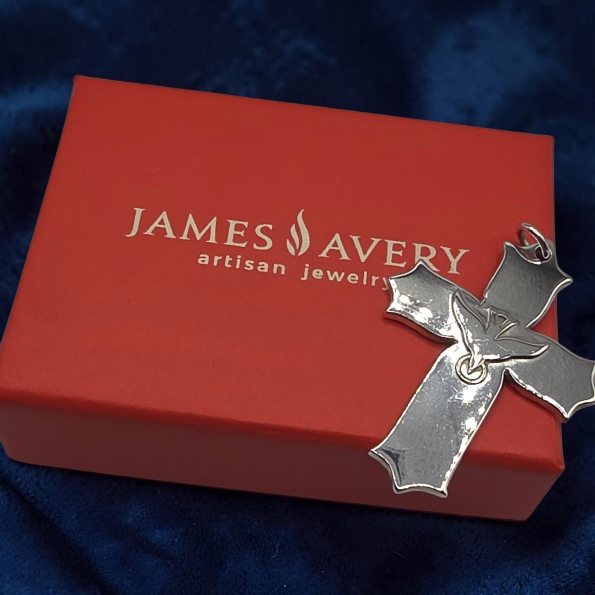 RETIRED James Avery 925 Sterling Silver Descending Dove Cross Necklace Pendant