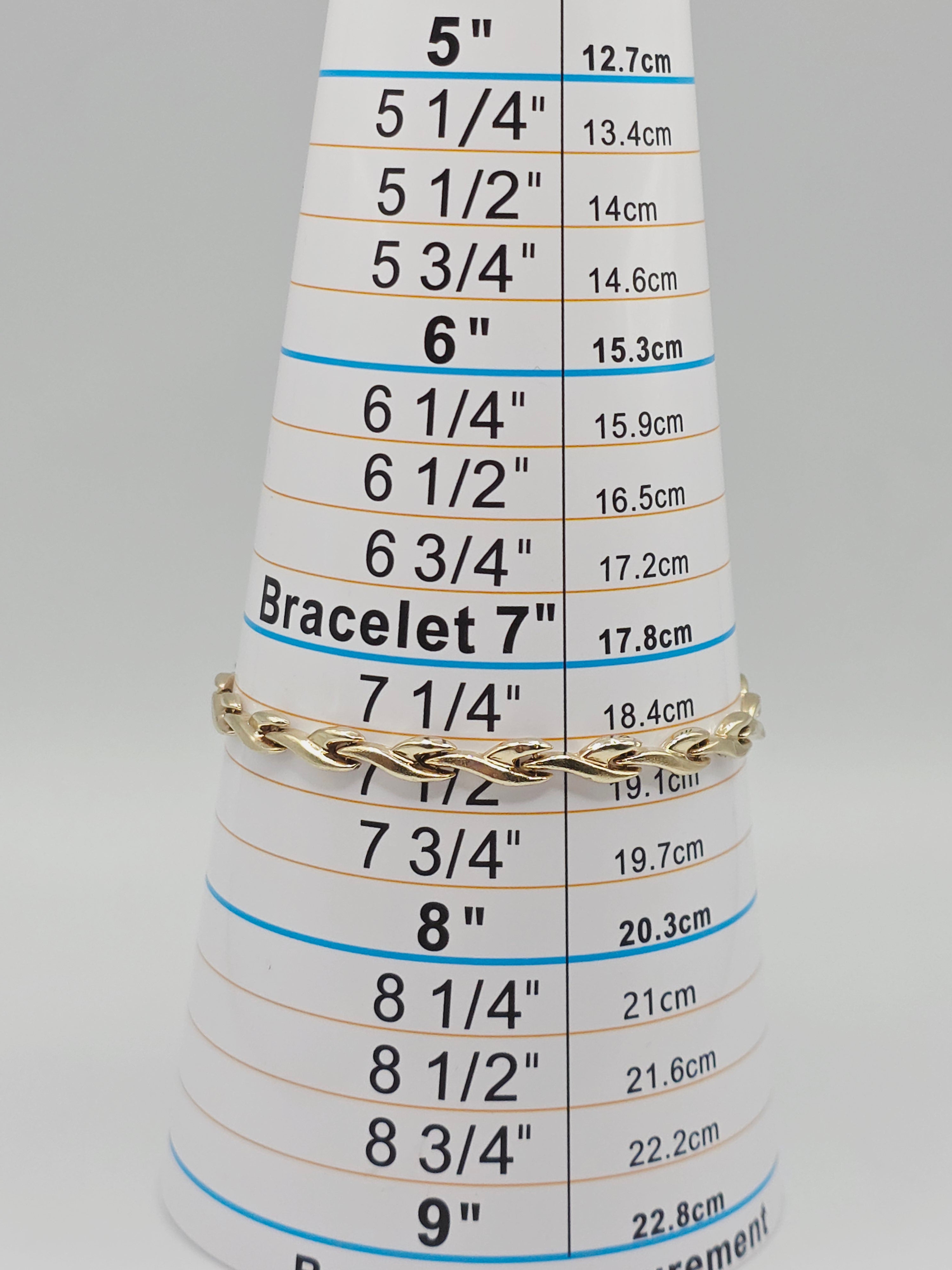 Solid 10K Yellow Gold Bracelet 7.25 Inches