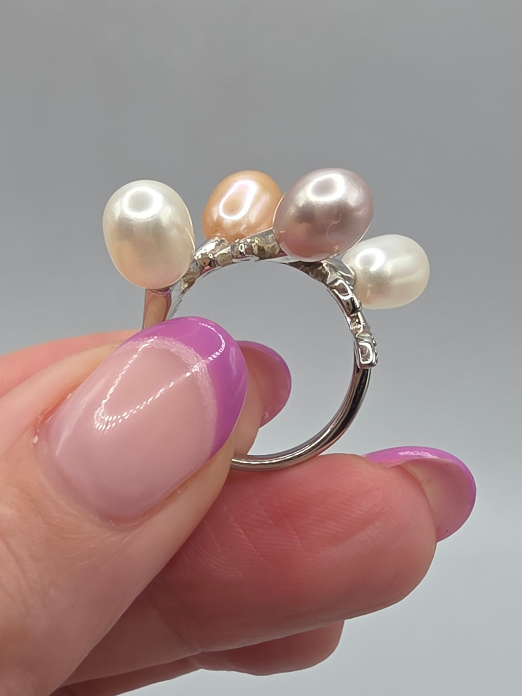 925 Sterling Silver Multi Color Pearl Floral Ring with CZ Leaf Accents - Size 6
