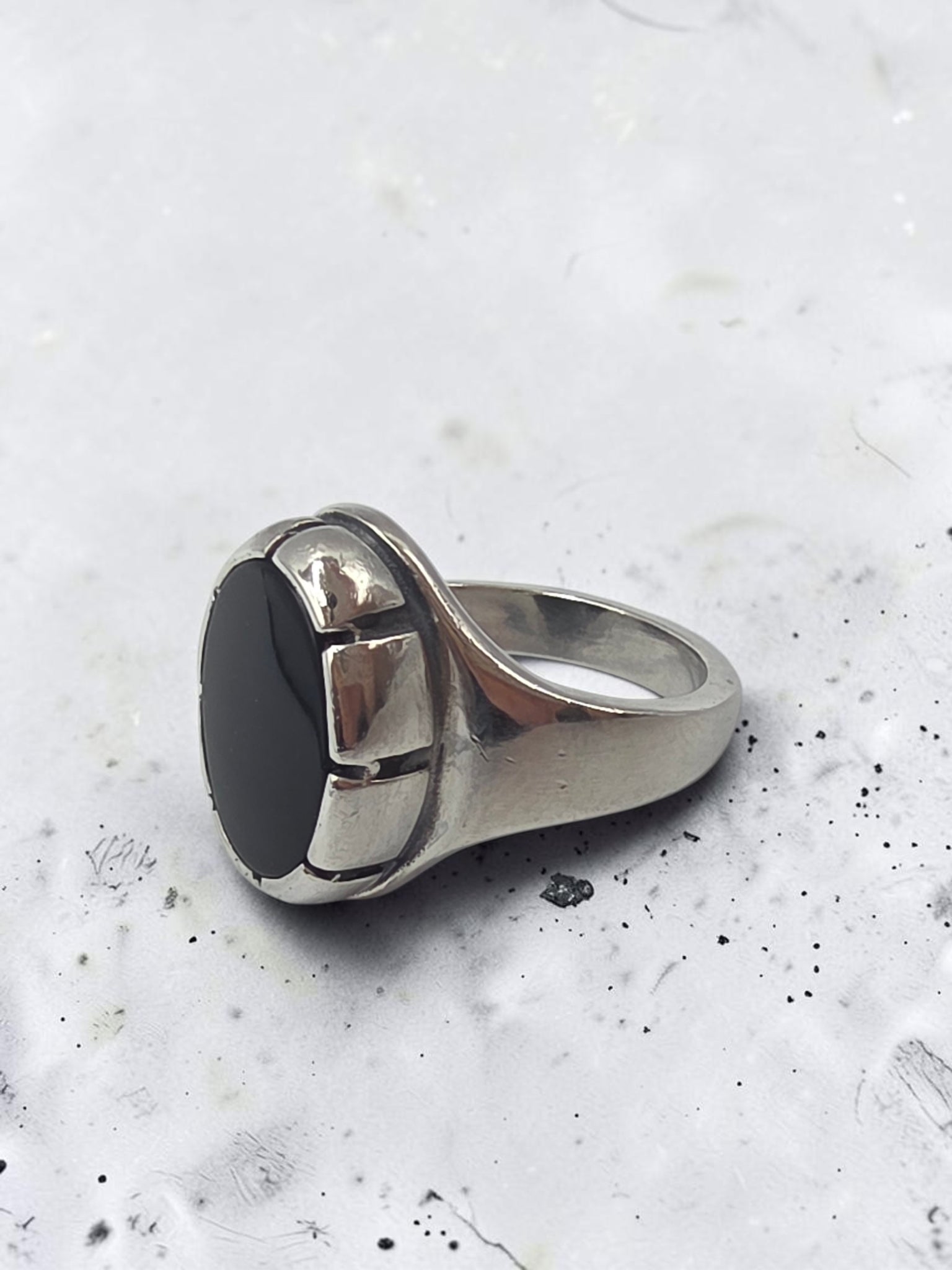 RETIRED James Avery Oval Black Onyx Sterling Silver Ring - Size 7