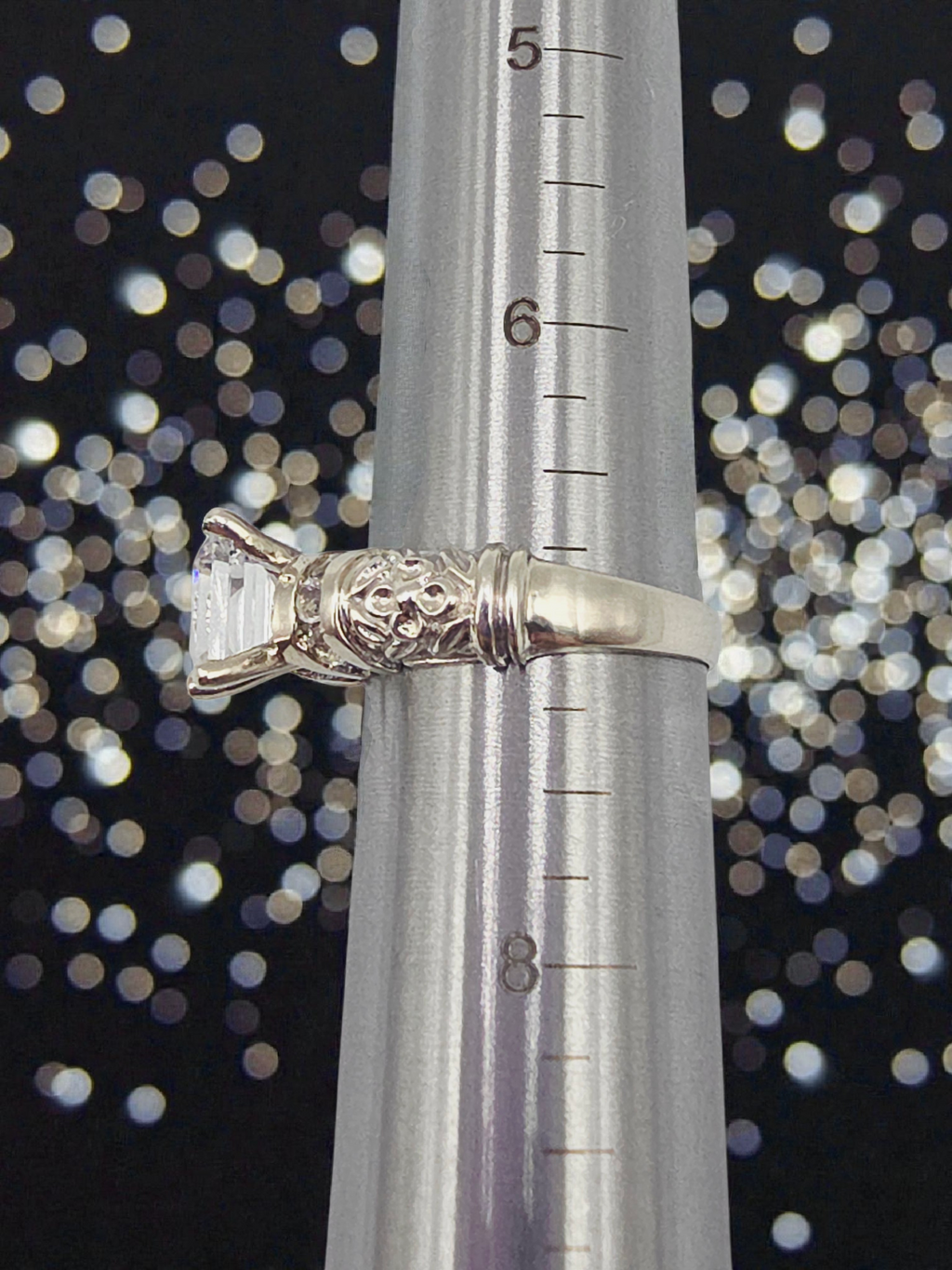 Vintage Solid 10K White Gold Antique Ring with Princess Cut Topaz - Size 7