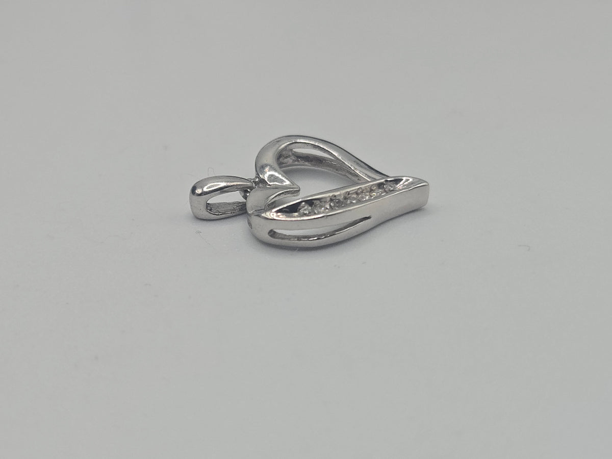 Vintage 925 Sterling Silver Diamond Heart Pendant Necklace ITALY - 18 Inch