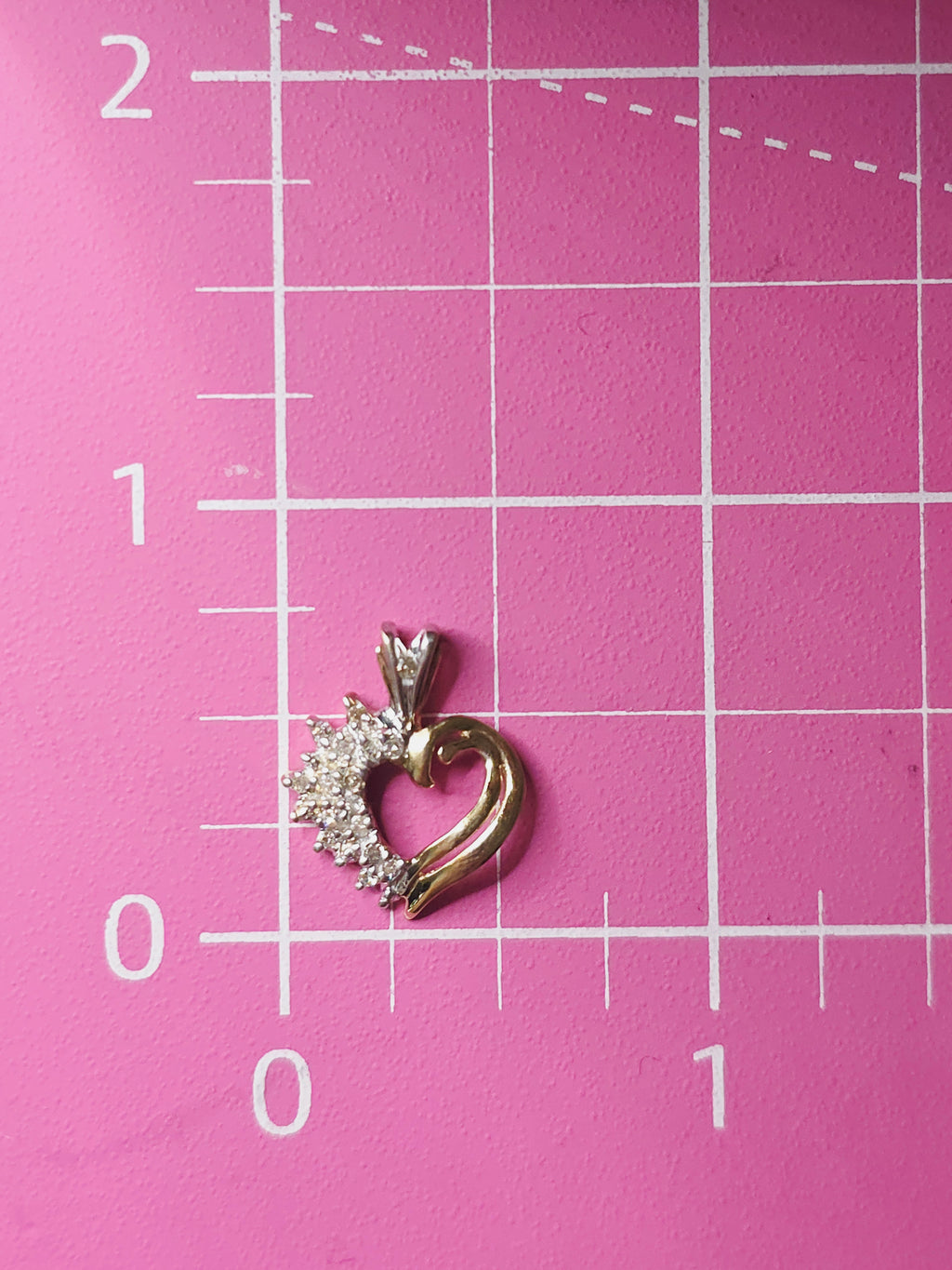 Solid 10K Yellow Gold Diamond Heart Necklace Pendant