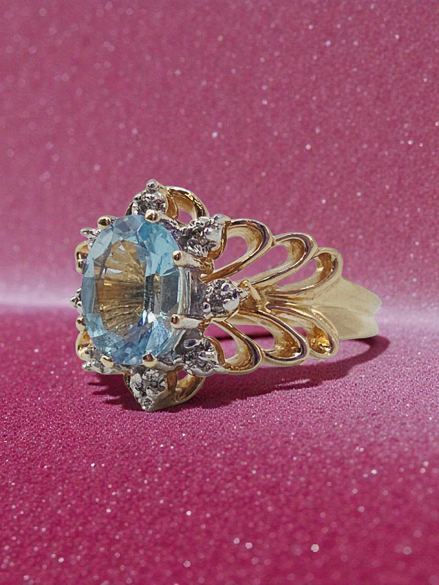 Solid 10K Yellow Gold Ring with Blue Topaz & Diamond Accents - Size 7.75