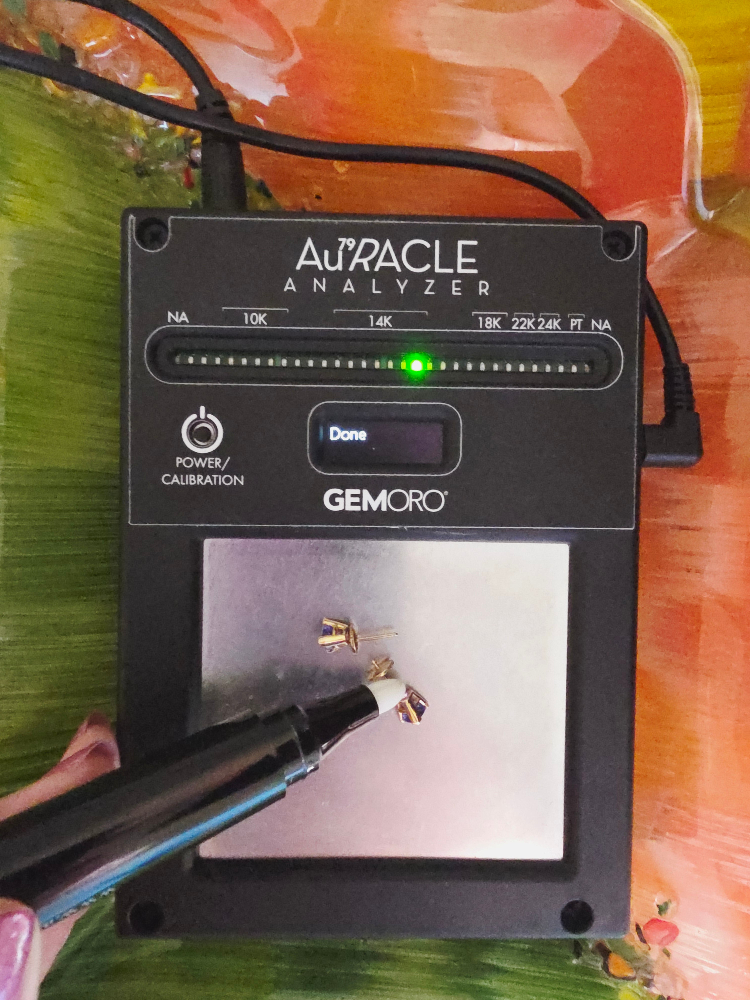 Solid 14K Gold Stud Earrings with Trillion-Cut Tanzanite - La Pousette Backs