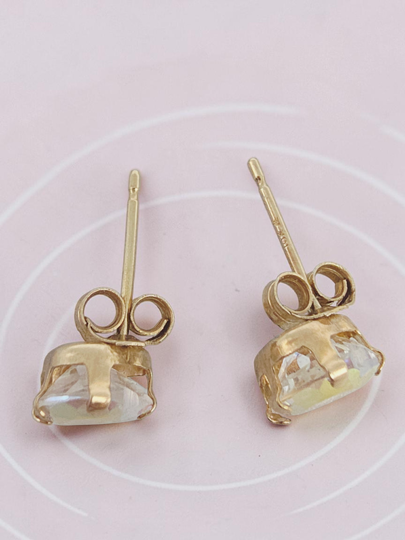 Solid 10K Yellow Gold Heart Cut Mystic Platinum Topaz Stud Earrings