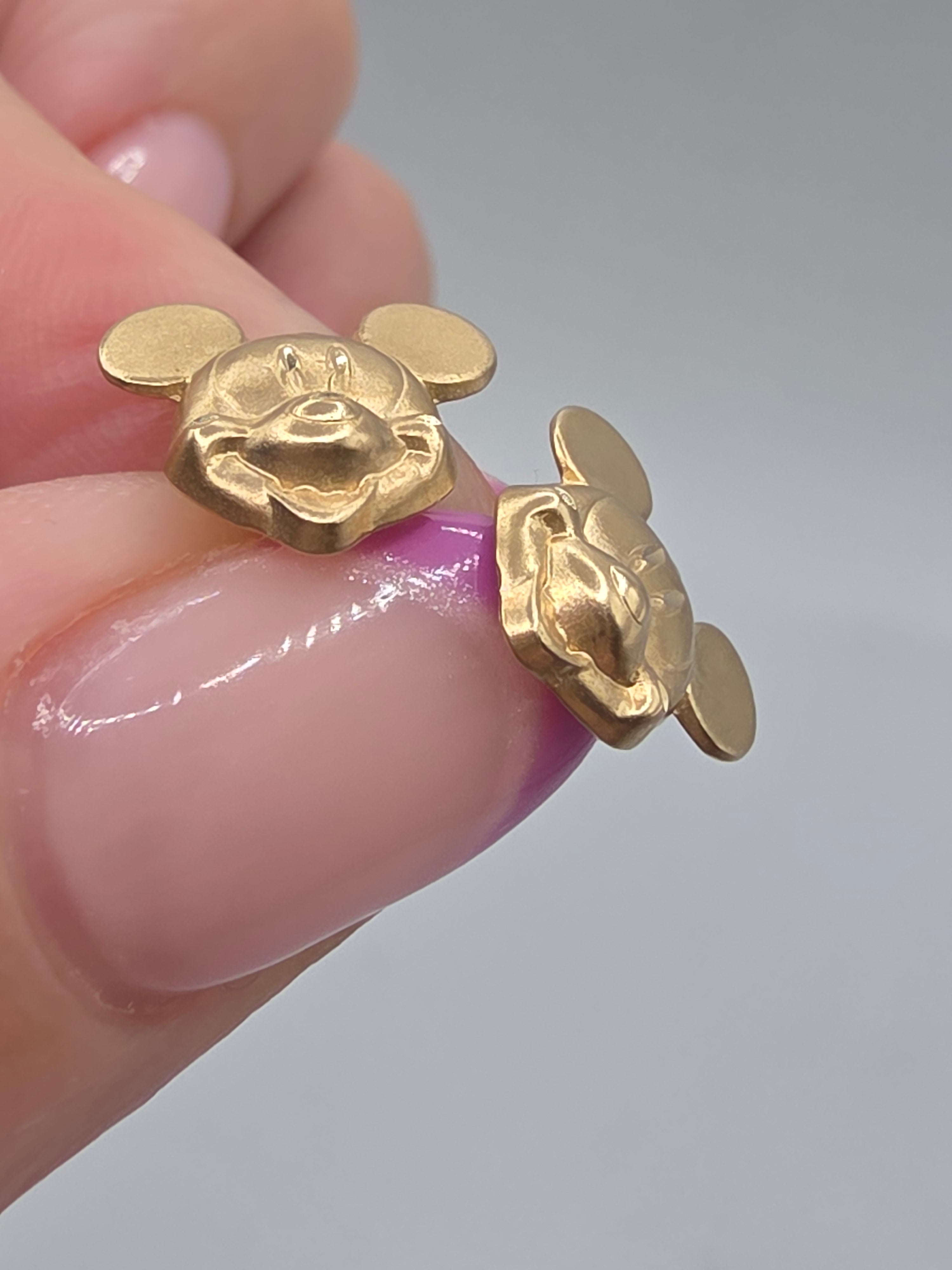 Disney Van Dell Mickey Mouse Solid 14K Yellow Gold Stud Earrings Original Box
