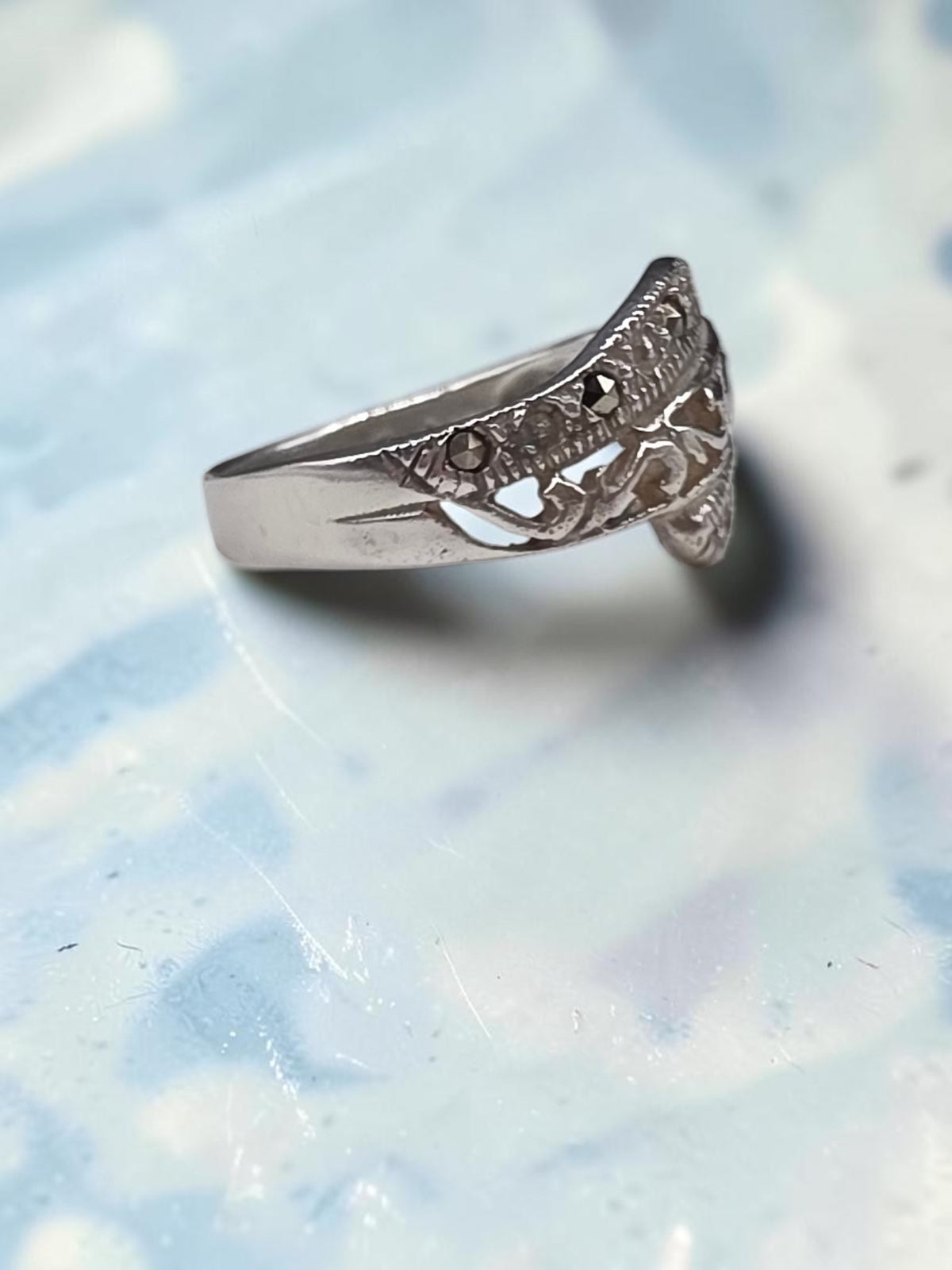 Vintage Sterling Silver Unique Pattern Engraved Ring Size 7.5
