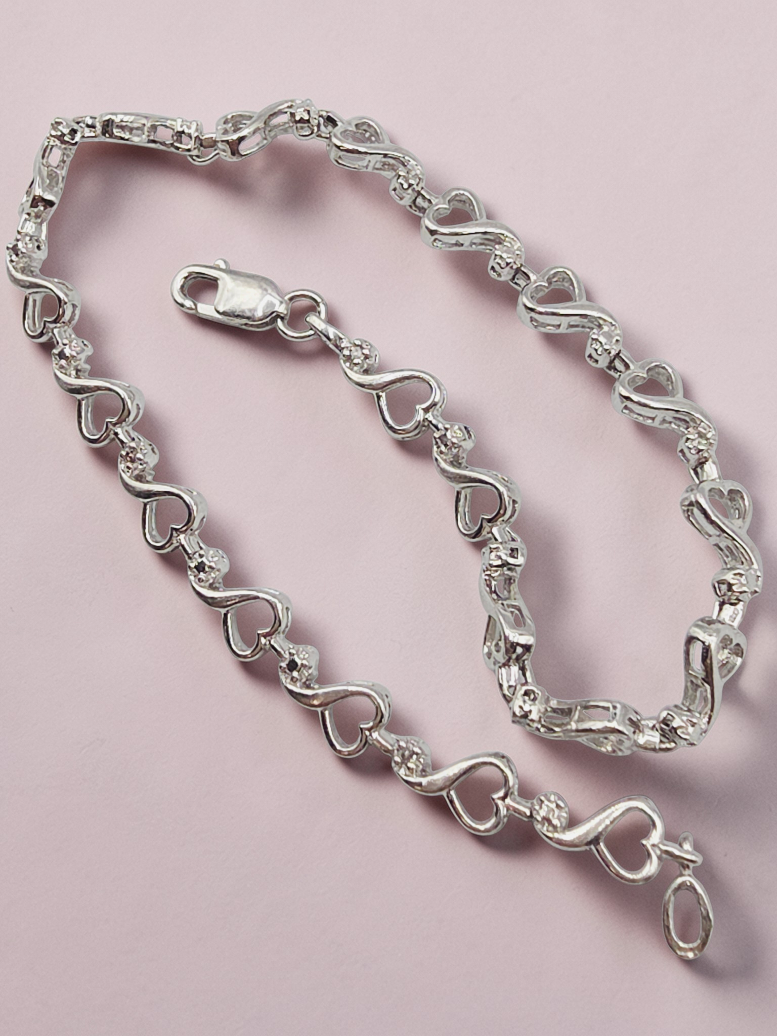 Solid 10K White Gold Heart Link Bracelet with Diamond Accents - 7.25 Inch