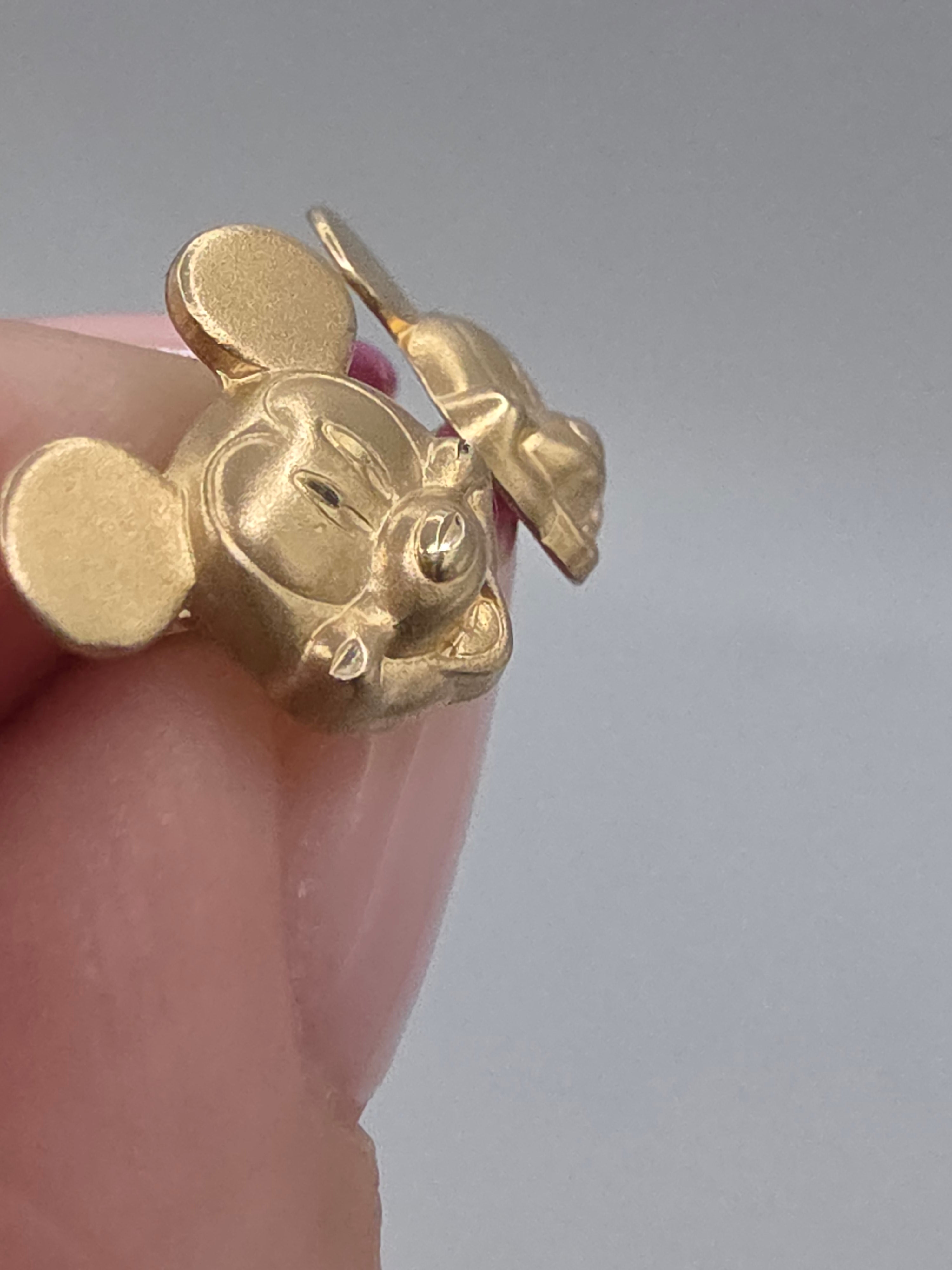Disney Van Dell Mickey Mouse Solid 14K Yellow Gold Stud Earrings Original Box