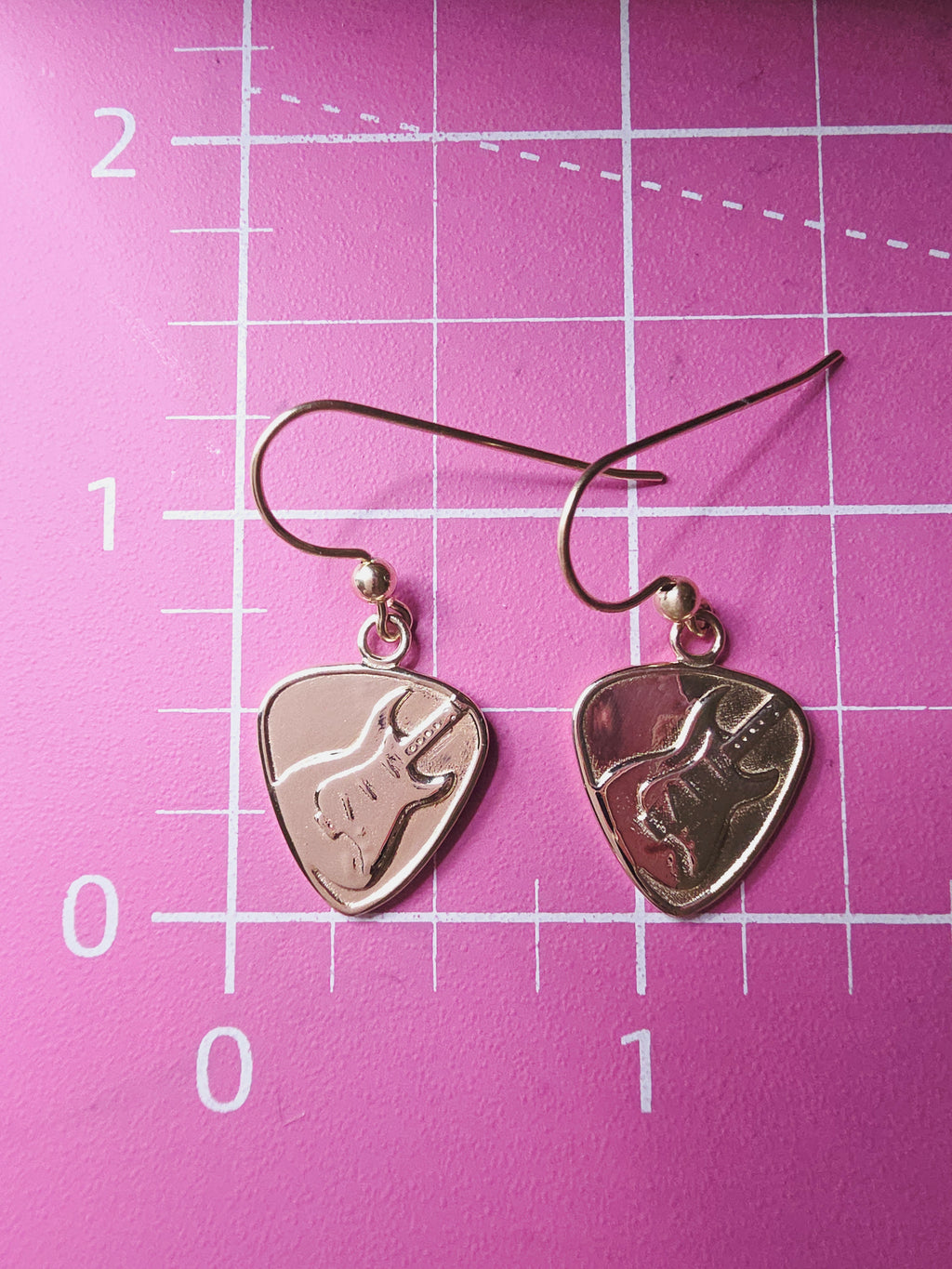 Jeffrey David Guitar Pick Solid 14K Yellow Gold Dangle Earrings Music