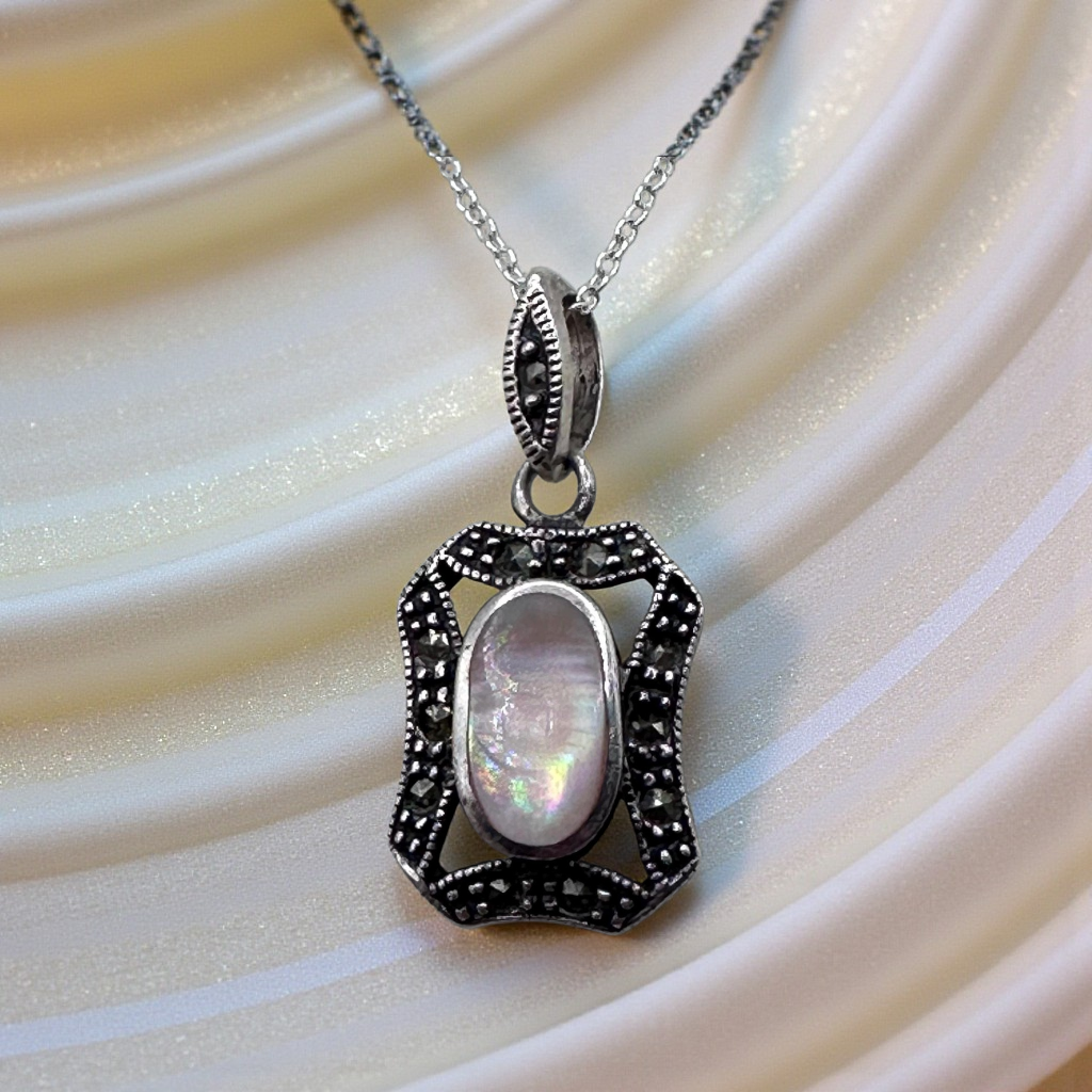 Sterling Silver Oval Opal and Marcasite Vintage Necklace ITALY 925 16