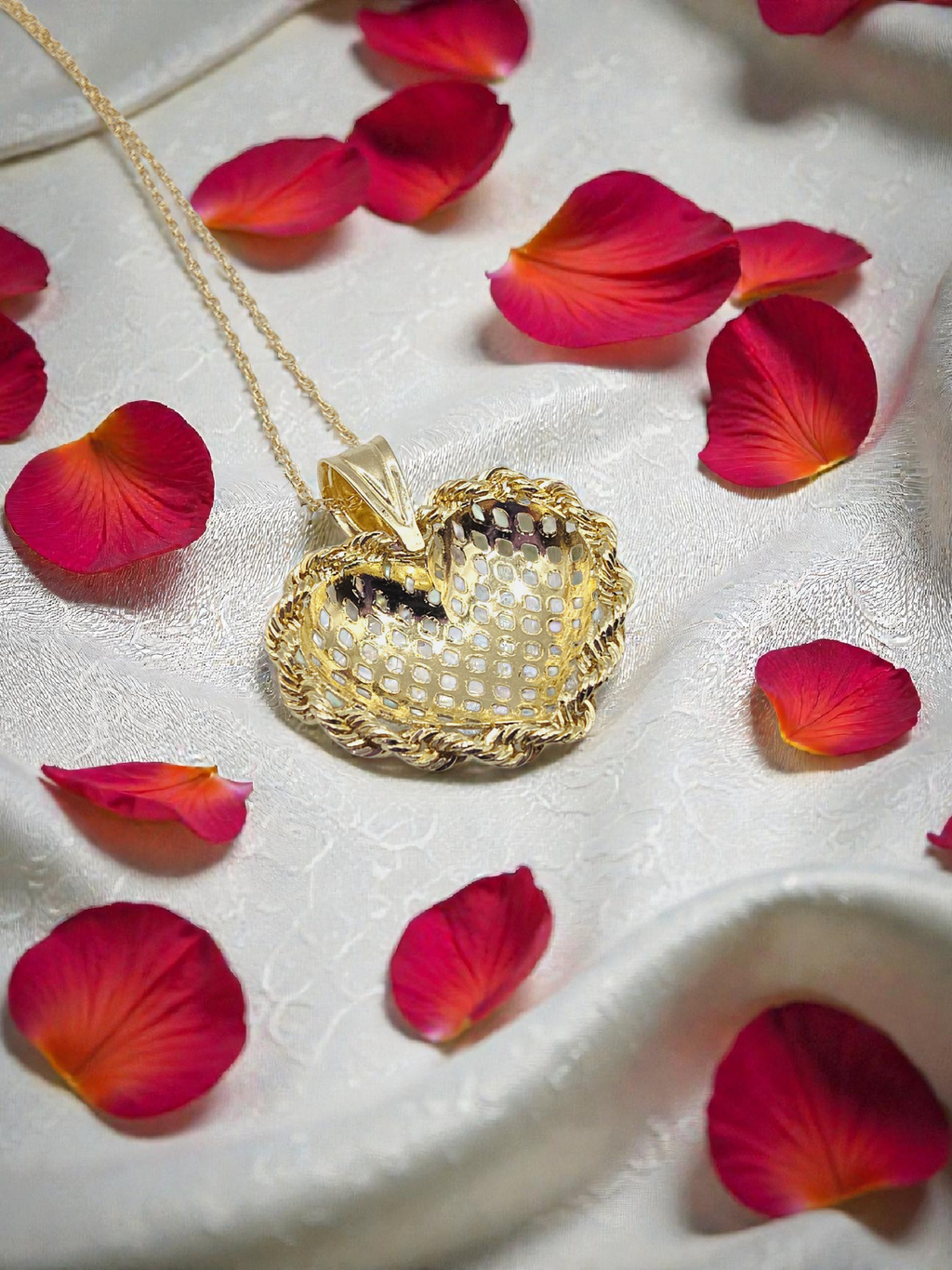 Michael Anthony Solid 14K Gold Filigree Heart Pendant Necklace - 18 Inches