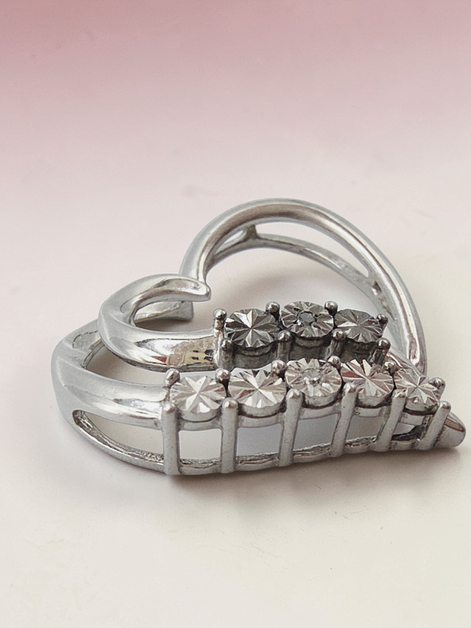 Regina Lane 925 Sterling Silver Heart Necklace Pendant with Diamond Accents