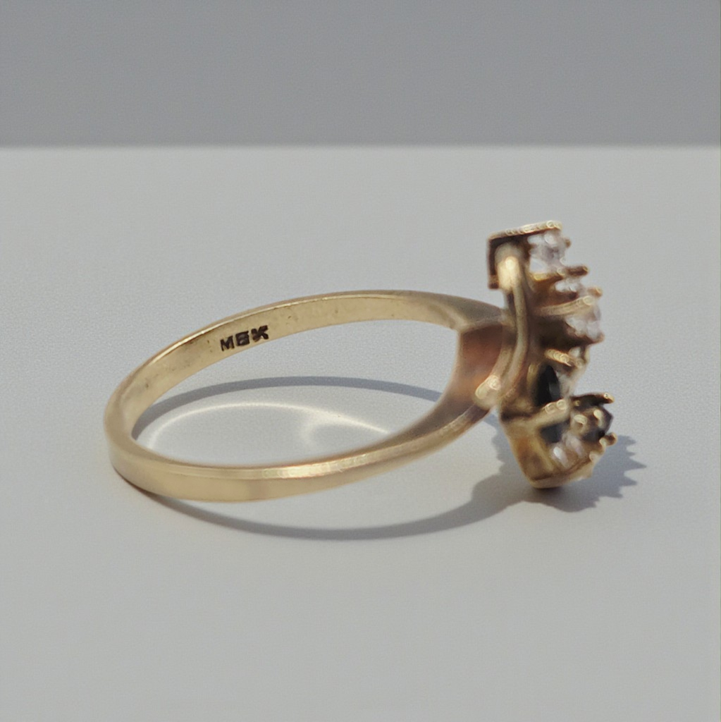 Solid 10K Yellow Gold Ring with Marquise Cut Black Onyx and Round Cut Clear Gemstones Size 7.25