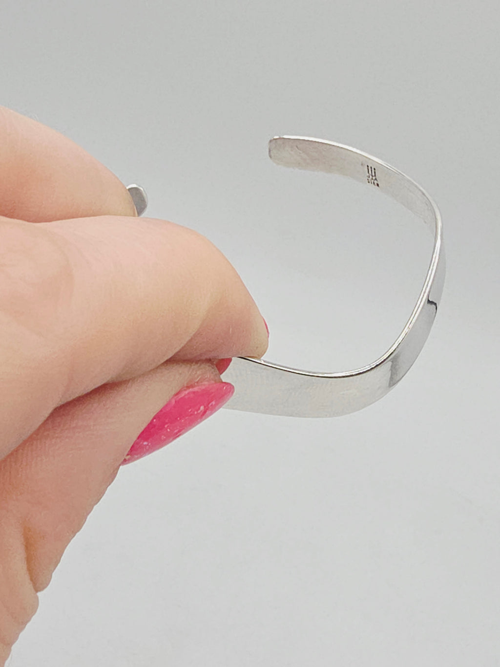 RETIRED James Avery Wavy Sterling Silver  Cuff Bracelet 925 - 7 Inch
