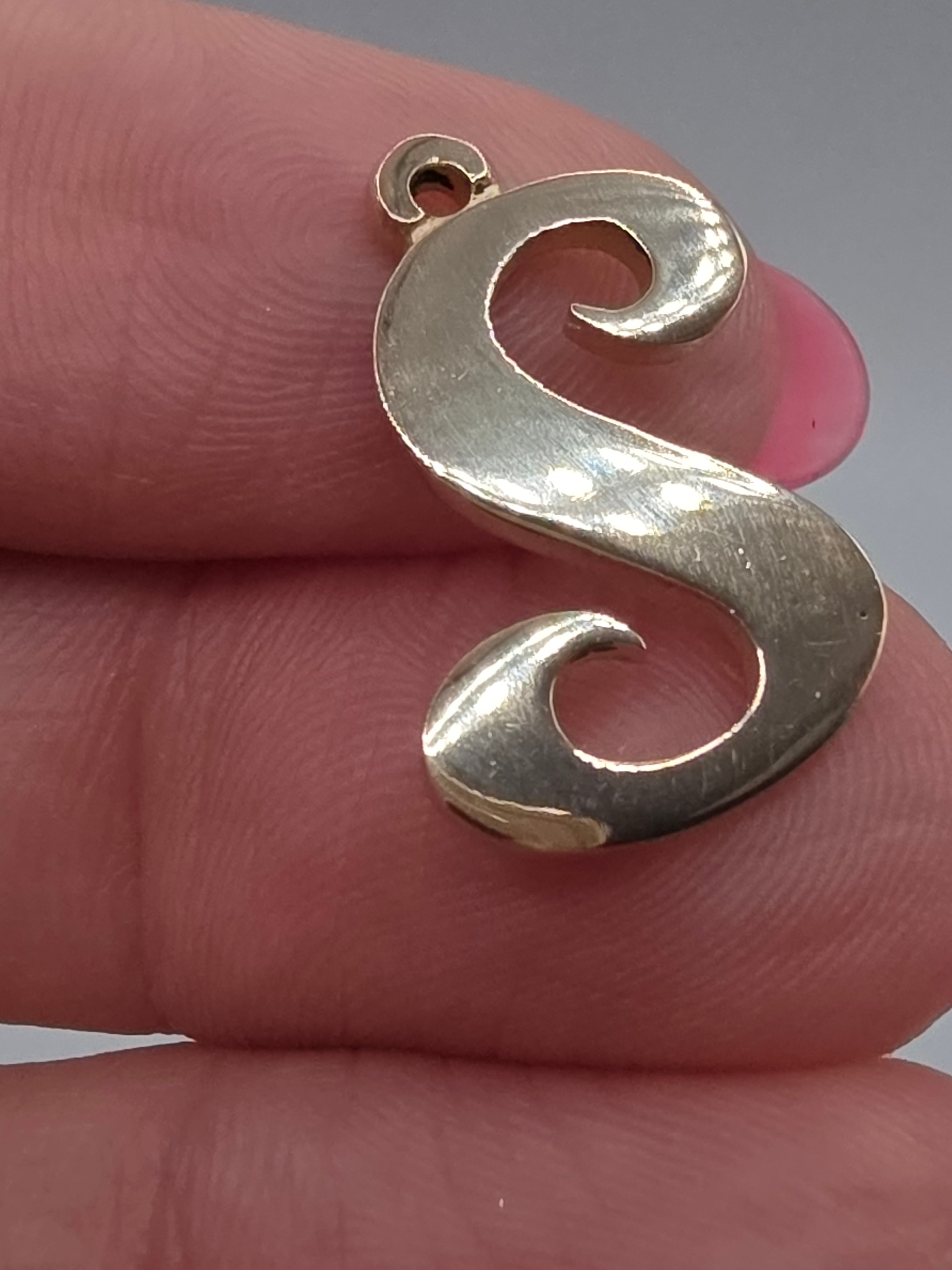 Retired James Avery Solid 14K Yellow Gold LARGE Letter "S" Initial Charm Pendant