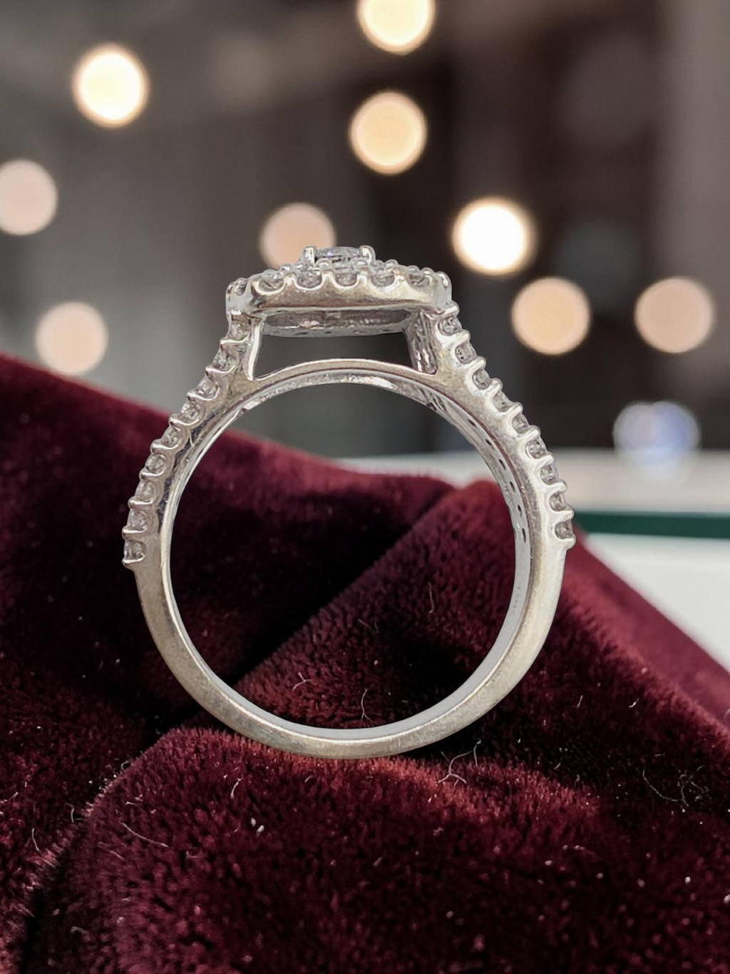 Pompeii3 Solid 10K White Gold Diamond Engagement Ring - Size 7