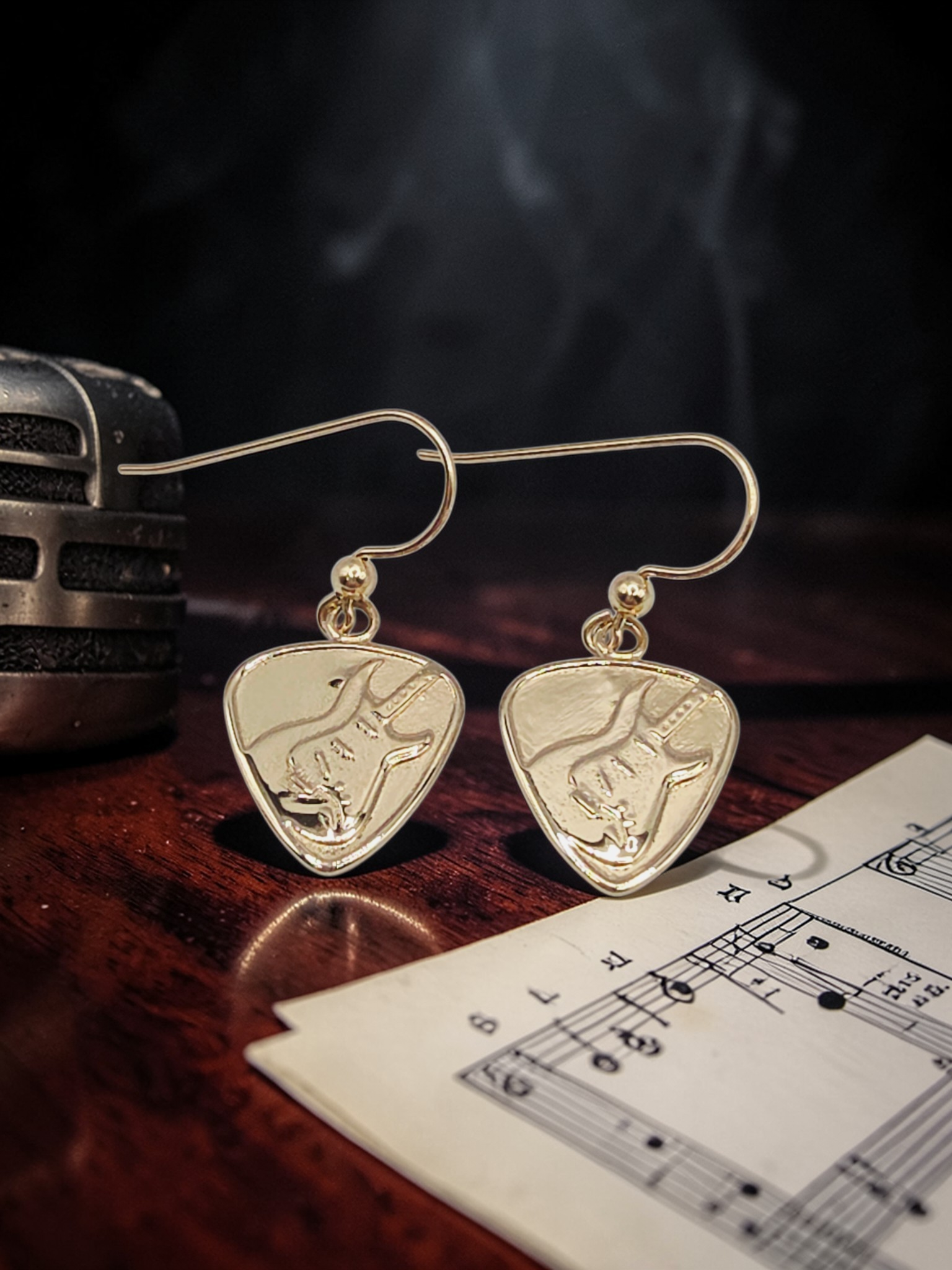Jeffrey David Guitar Pick Solid 14K Yellow Gold Dangle Earrings Music